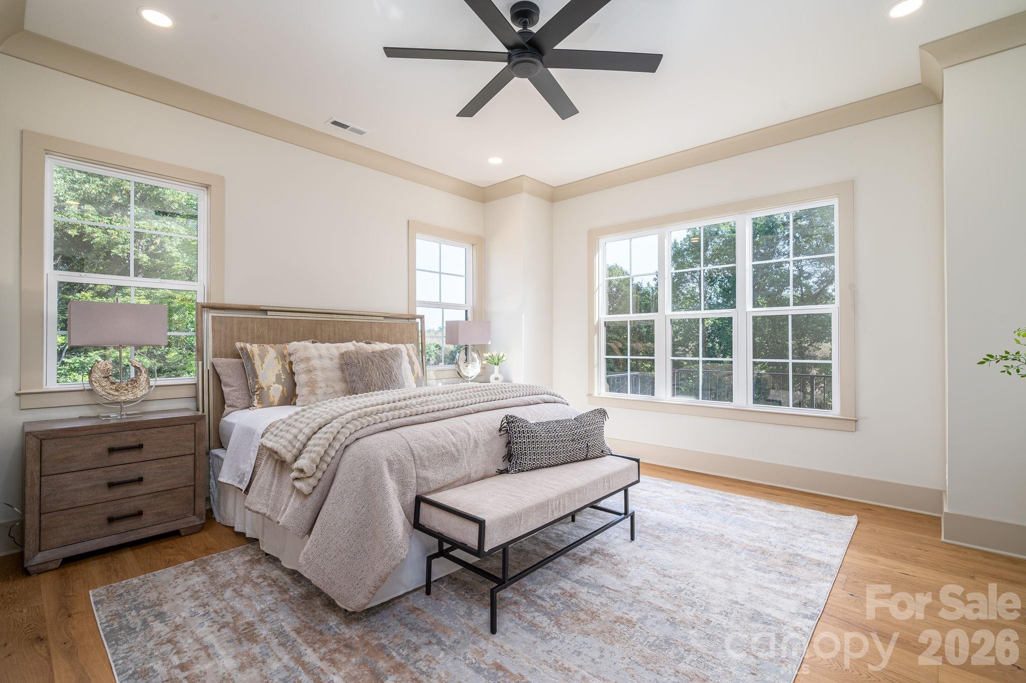 Single Family Residence at 126 Lake Mist Drive, Belmont, photo 21 of 47