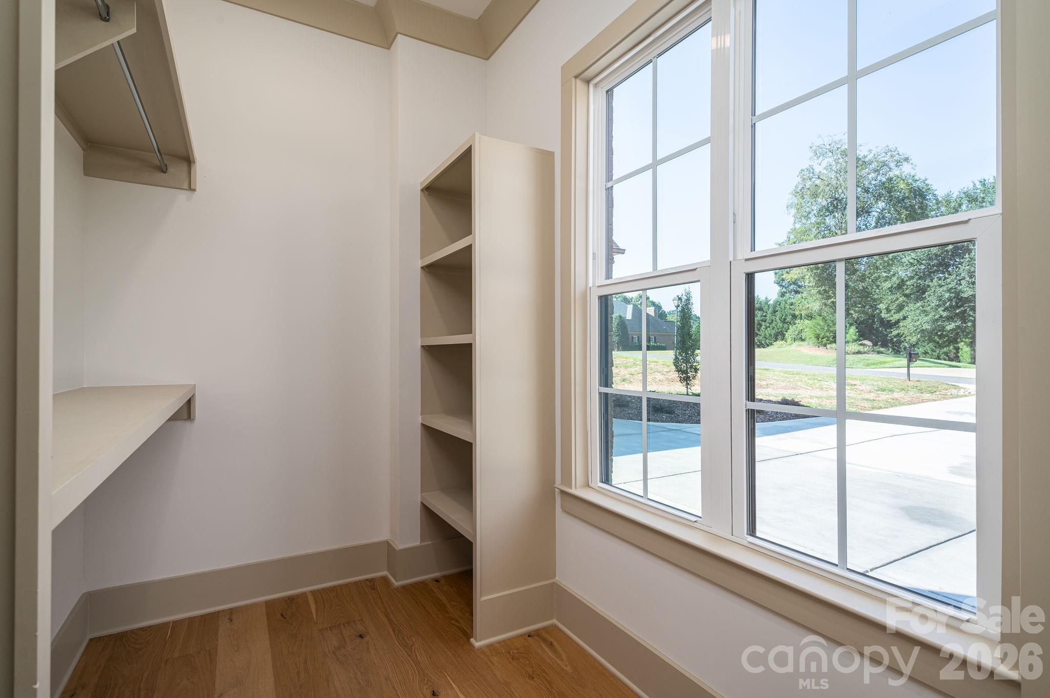 Single Family Residence at 126 Lake Mist Drive, Belmont, photo 20 of 47