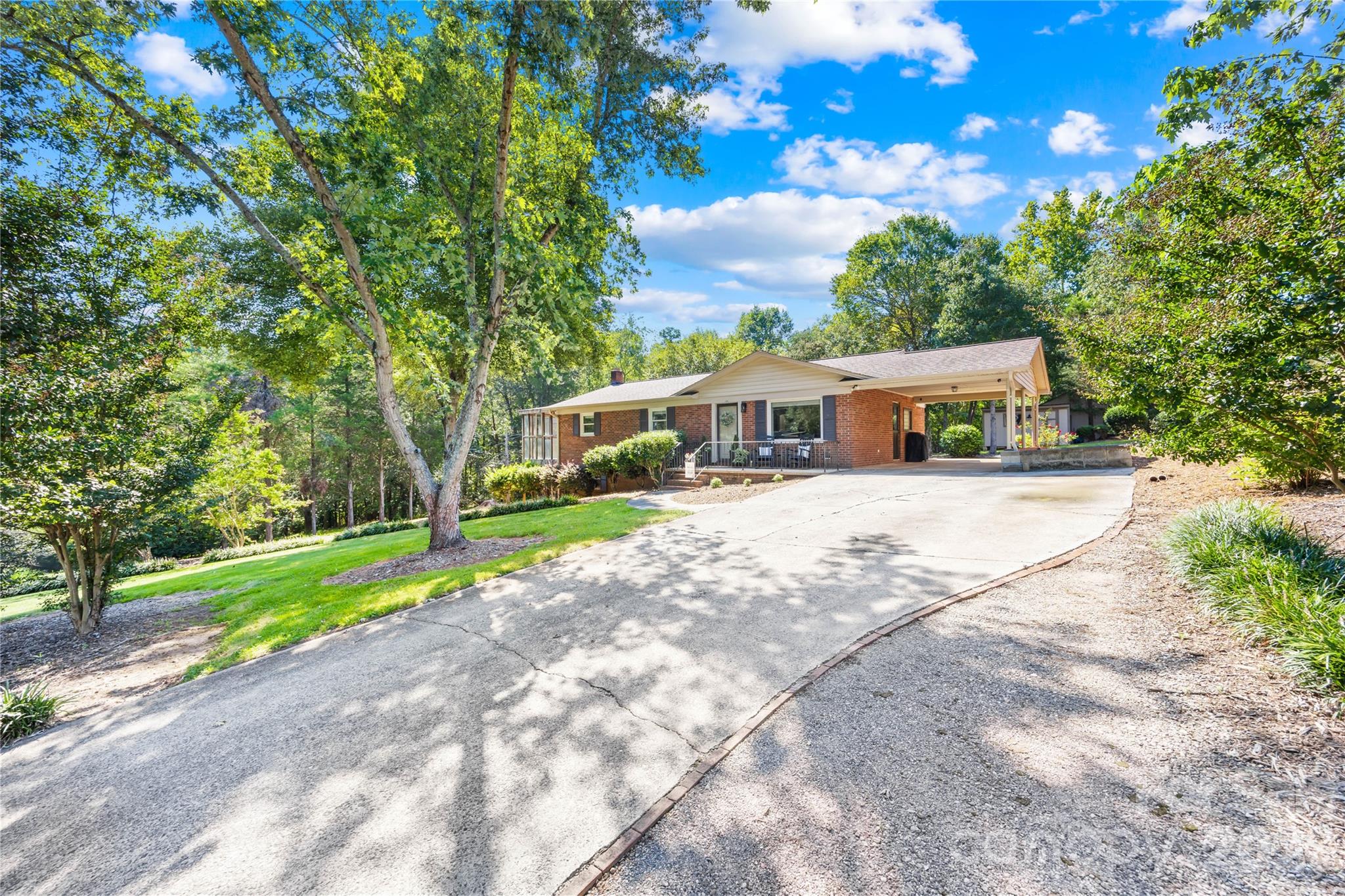 Single Family Residence at 184 Hillsdale Lane, Taylorsville, photo 14 of 48