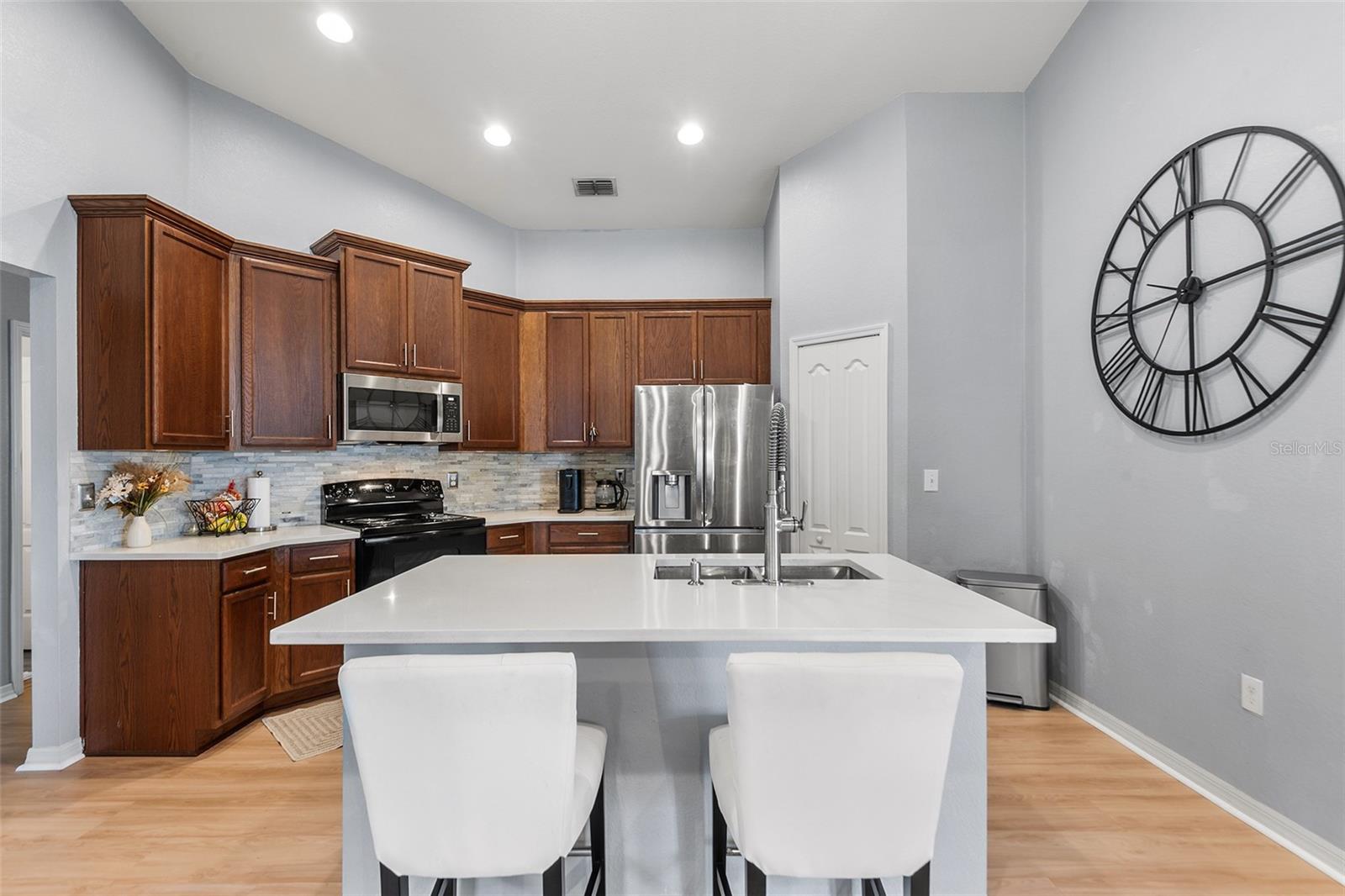 Single Family Residence at 171 LAKE MARIANA PL, AUBURNDALE, photo 13 of 31