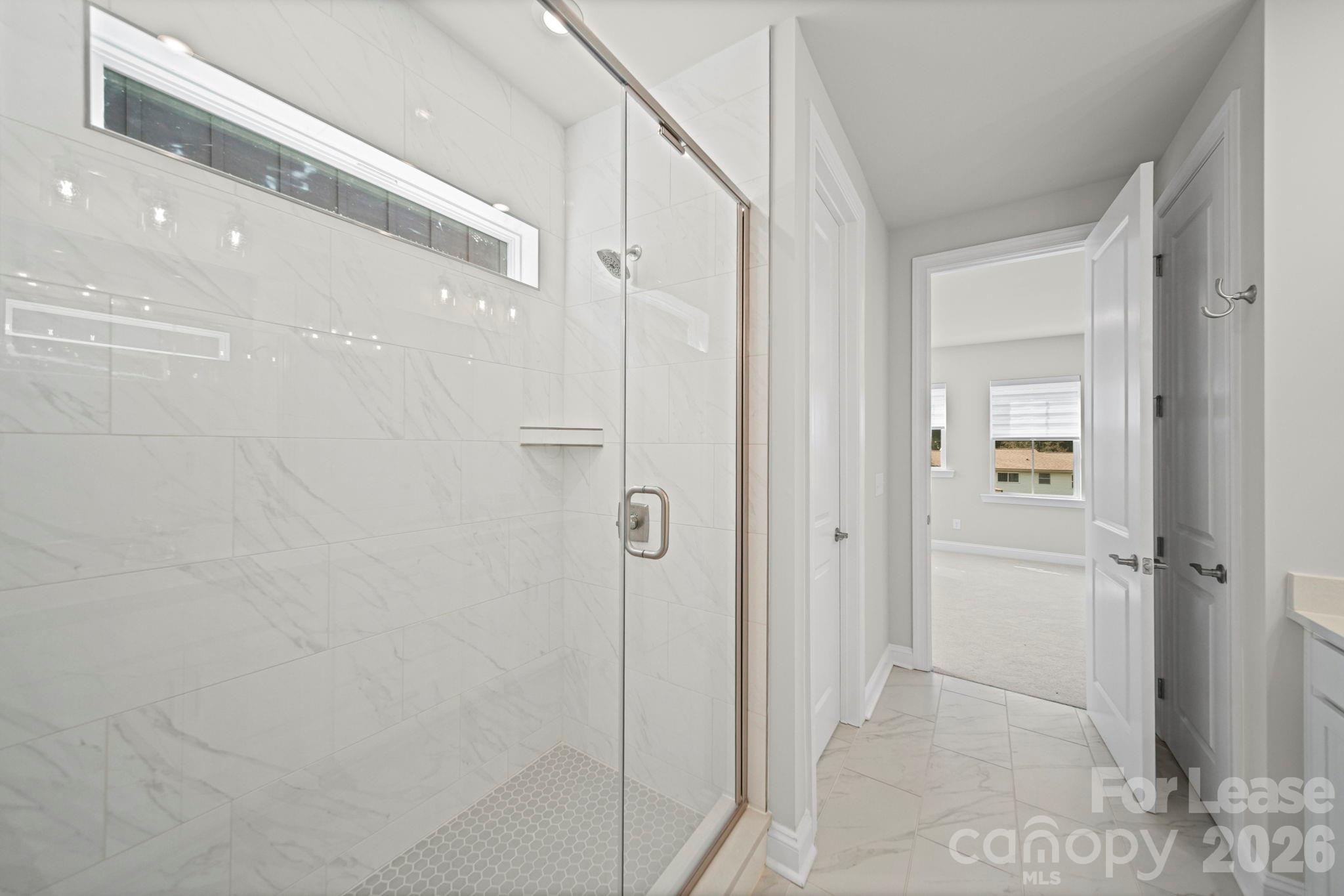 Primary Bath Ensuite - 424 Old Town Village Road, Waxhaw