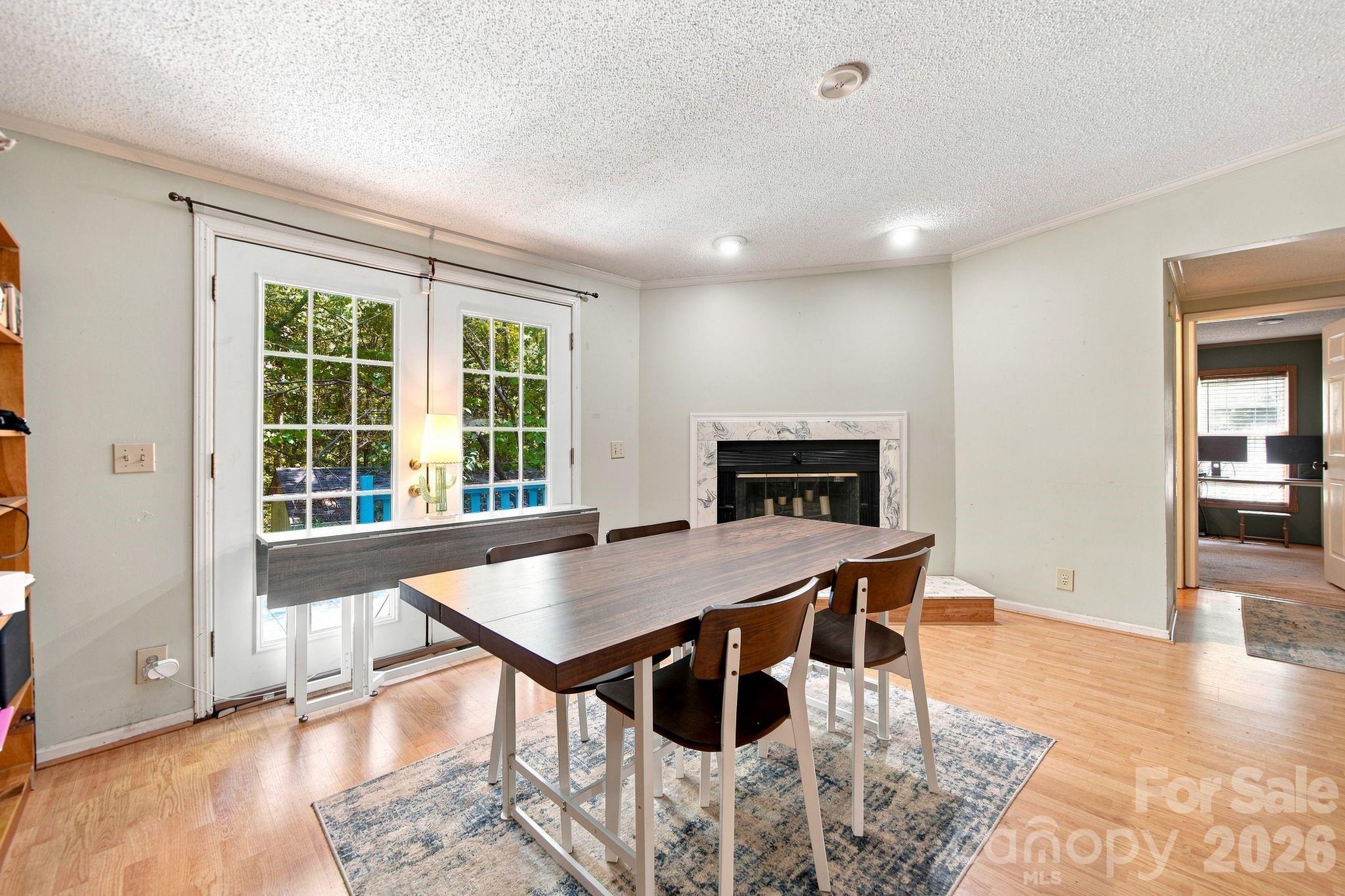 Single Family Residence at 1062 Bayneswood Lane, Fort Mill, photo 13 of 39