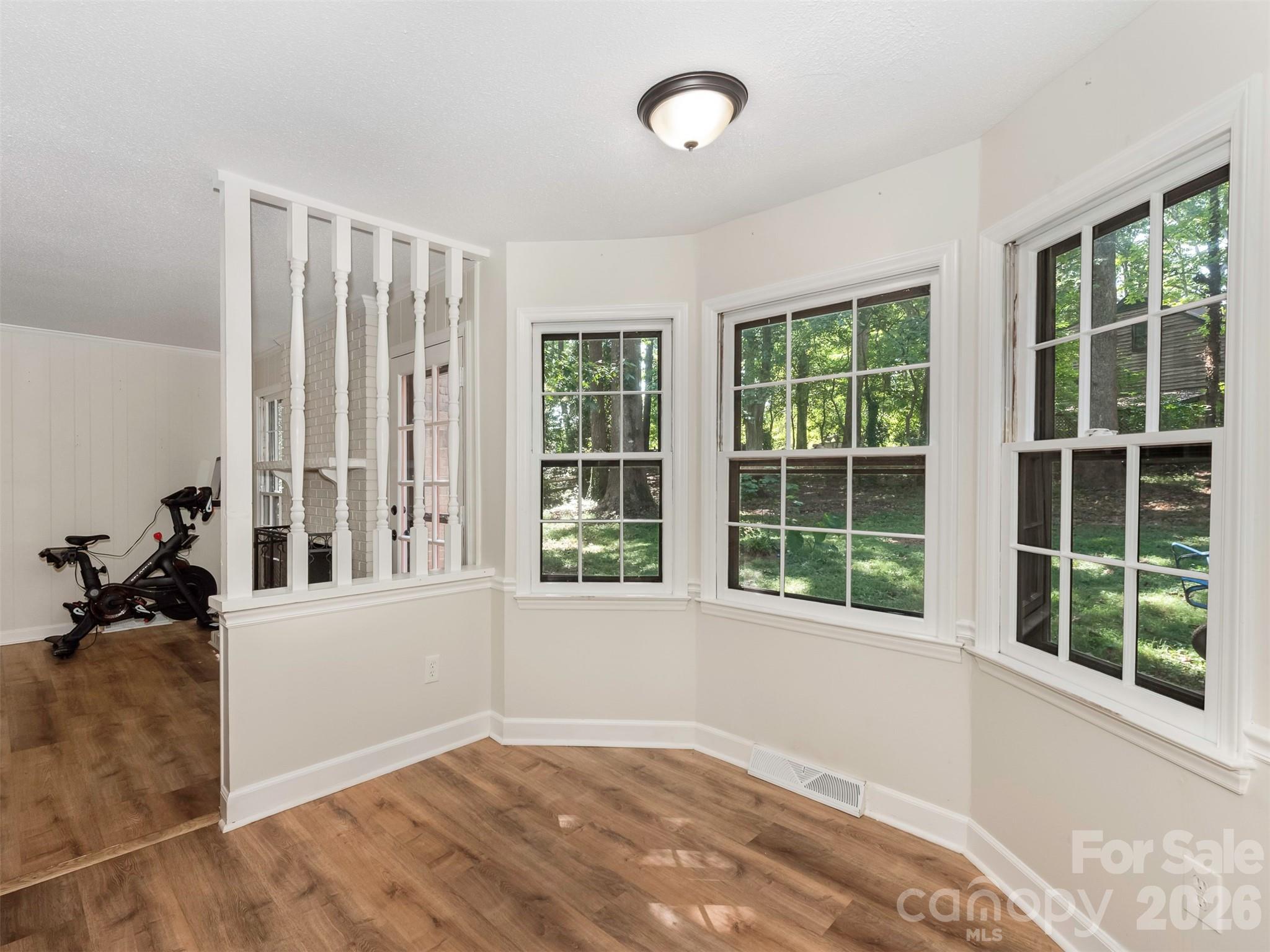 Single Family Residence at 14200 Hackamore Drive, Matthews, photo 15 of 44