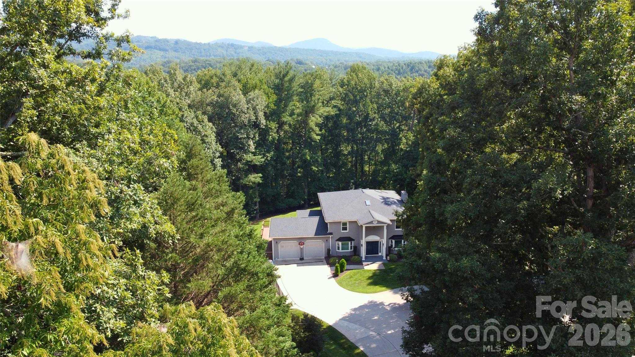 Single Family Residence at 2193 Hawthorne Lane, Wilkesboro, photo 2 of 58
