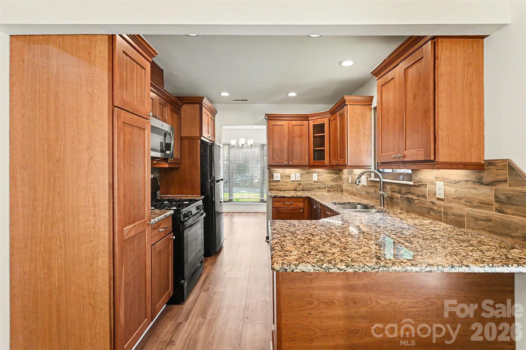 Single Family Residence at 10225 Atchinson Drive, Mint Hill, photo 9 of 38