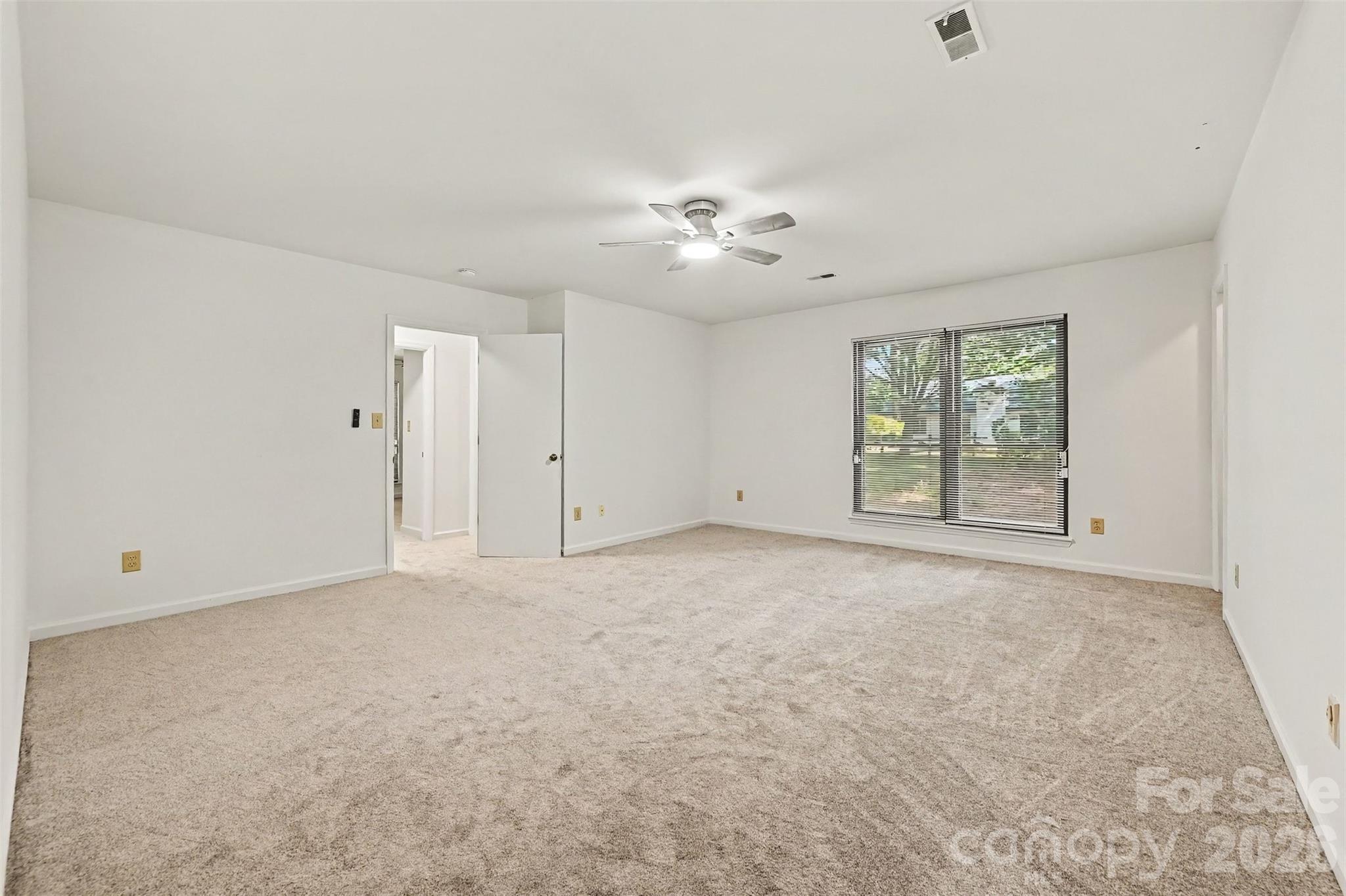 Single Family Residence at 10225 Atchinson Drive, Mint Hill, photo 19 of 38