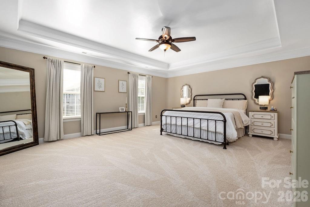 Single Family Residence at 6519 Olmsford Drive, Huntersville, photo 16 of 45