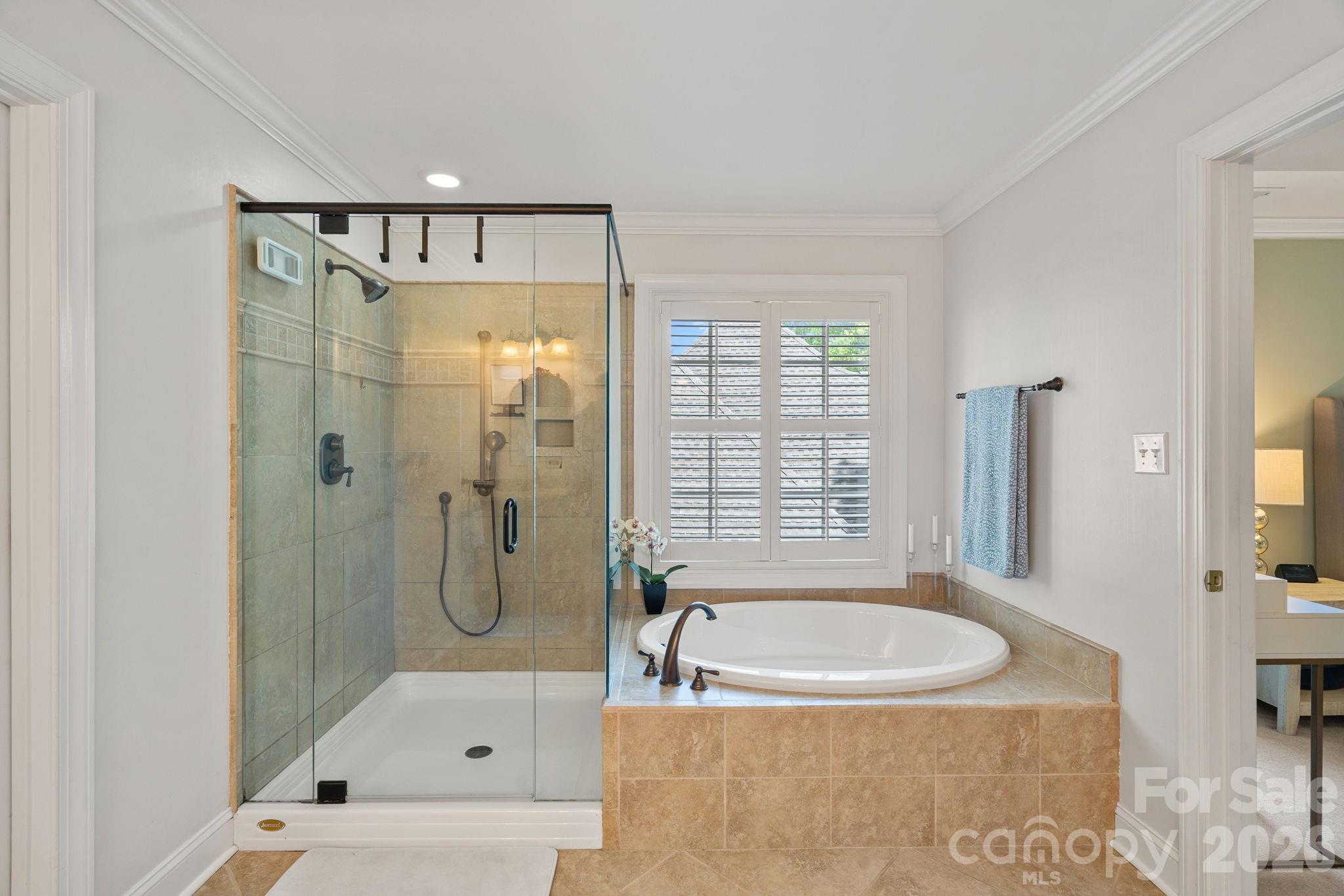 Single Family Residence at 2401 Flagstick Drive, Matthews, photo 18 of 41