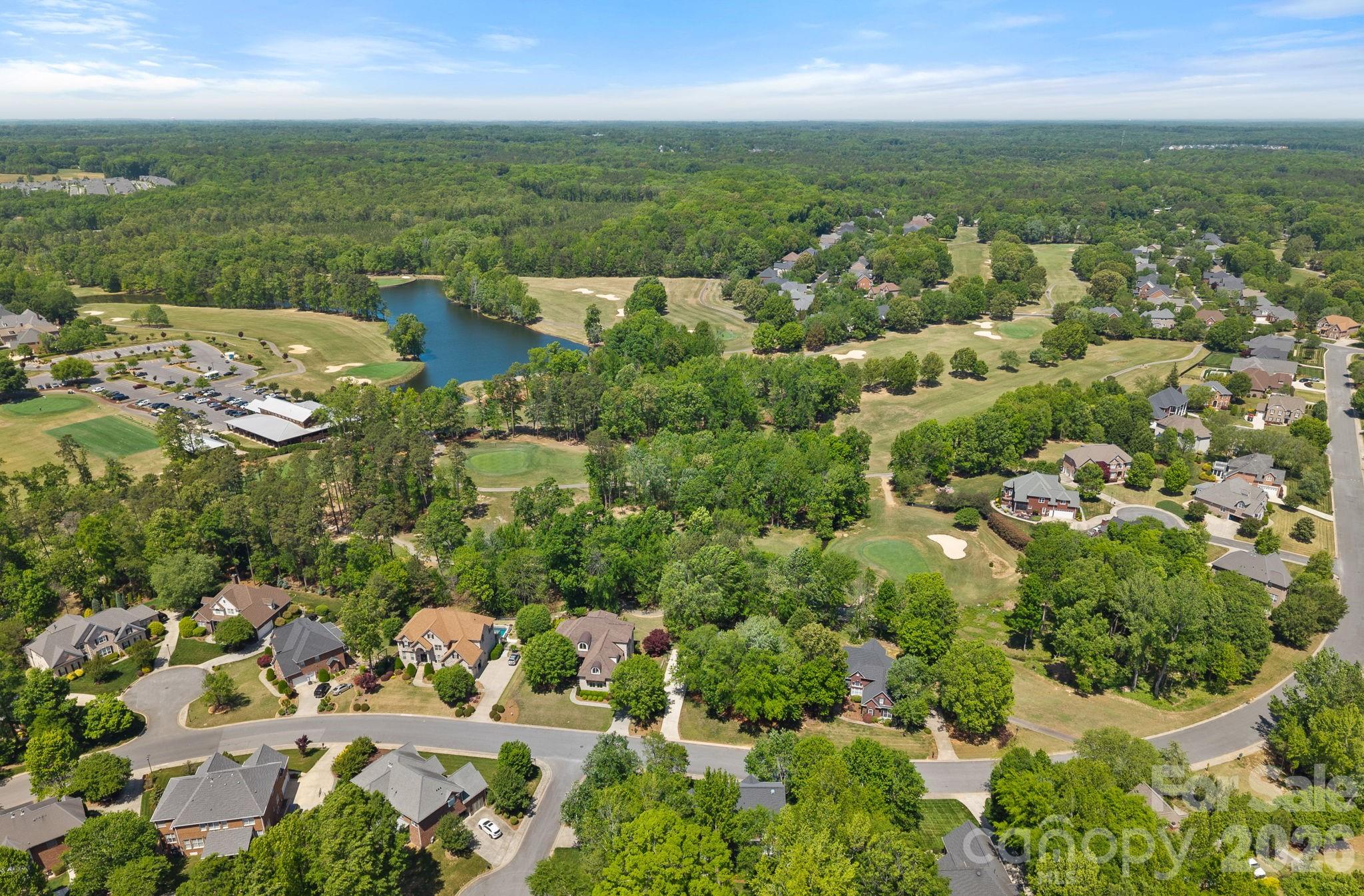 Single Family Residence at 2401 Flagstick Drive, Matthews, photo 39 of 41