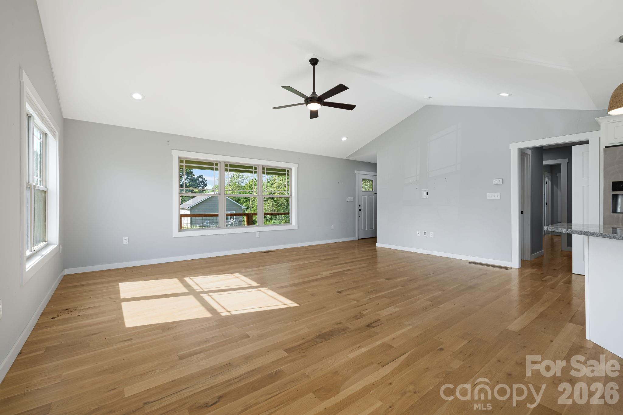 Single Family Residence at 108 Split Rail Drive Extension, Asheville, photo 11 of 27