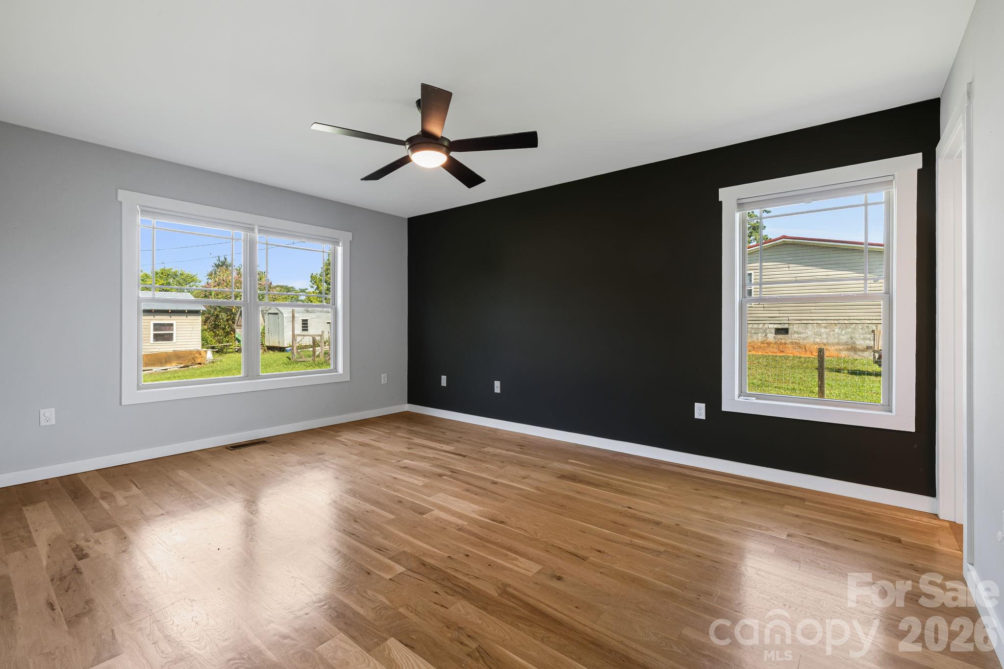 Single Family Residence at 108 Split Rail Drive Extension, Asheville, photo 18 of 27