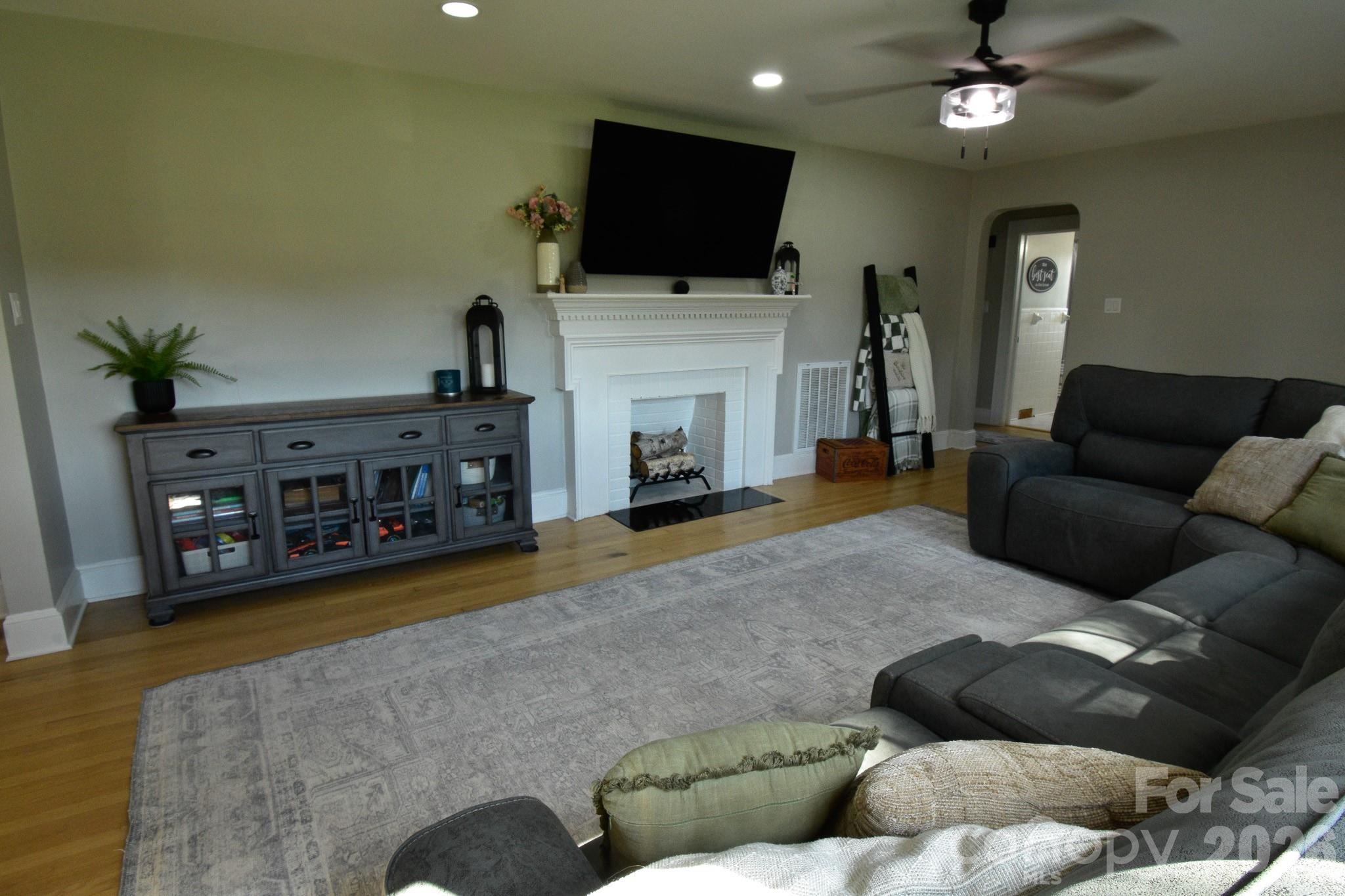 Living room with great natural light - 541 Perry Road, Troutman