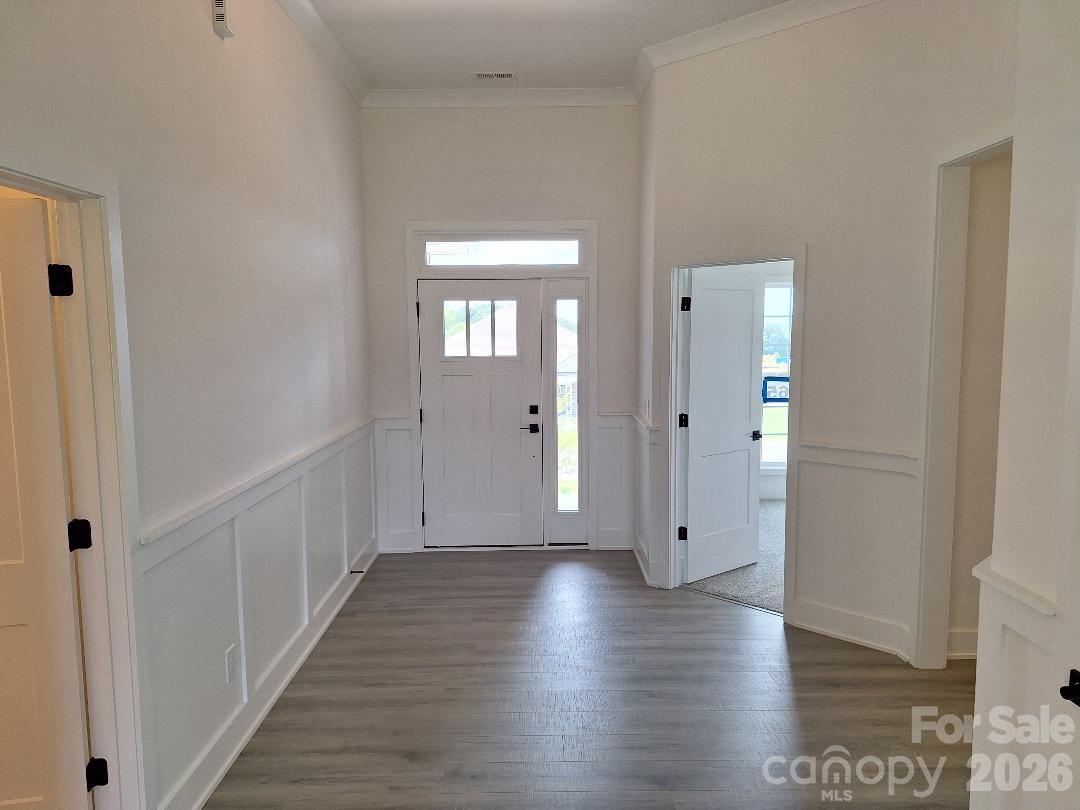 Foyer - 5134 Colchester Court, Catawba
