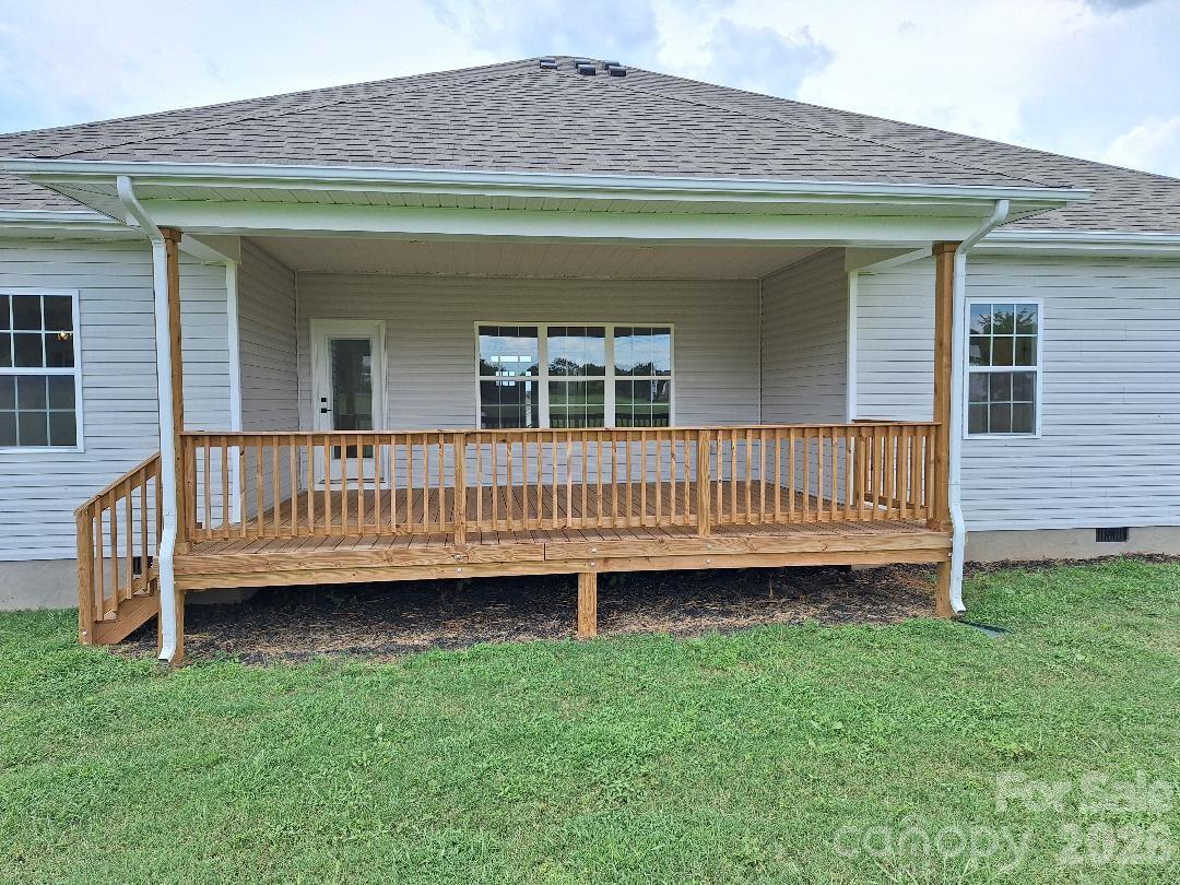 Covered Deck - 5134 Colchester Court, Catawba