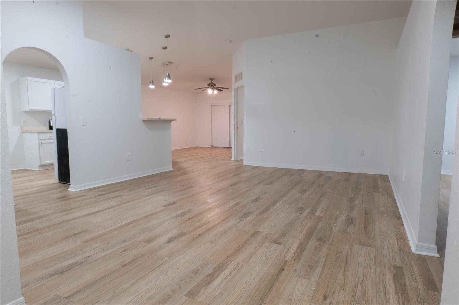 5689 SYCAMORE CANYON DR