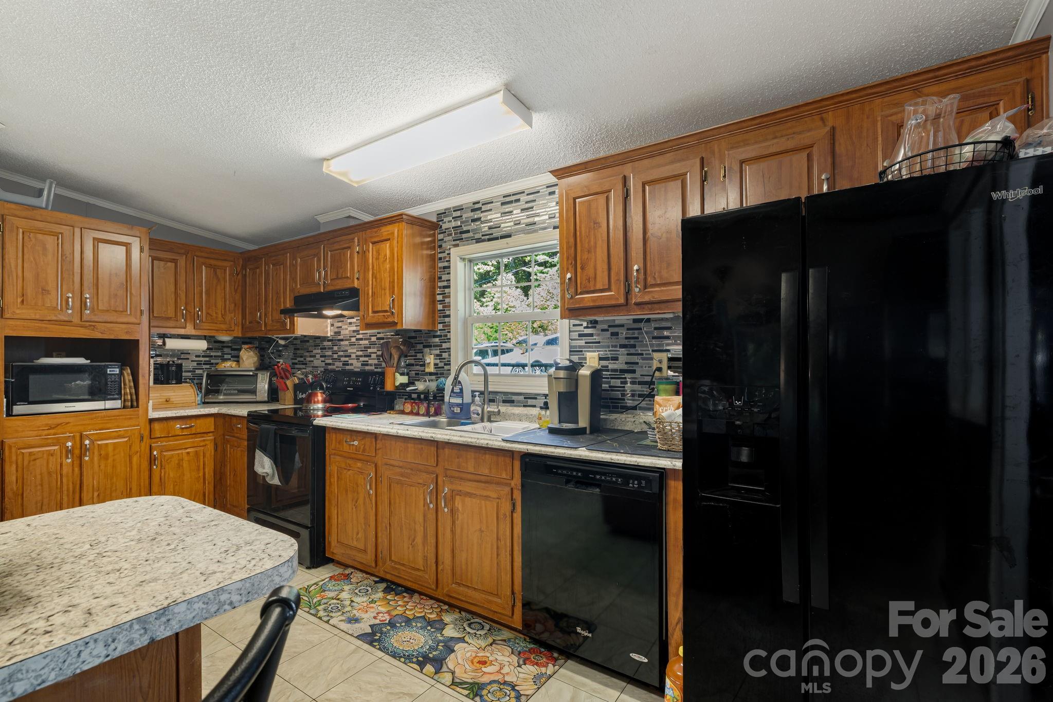 Kitchen - 96 Fallswood Court, Hendersonville