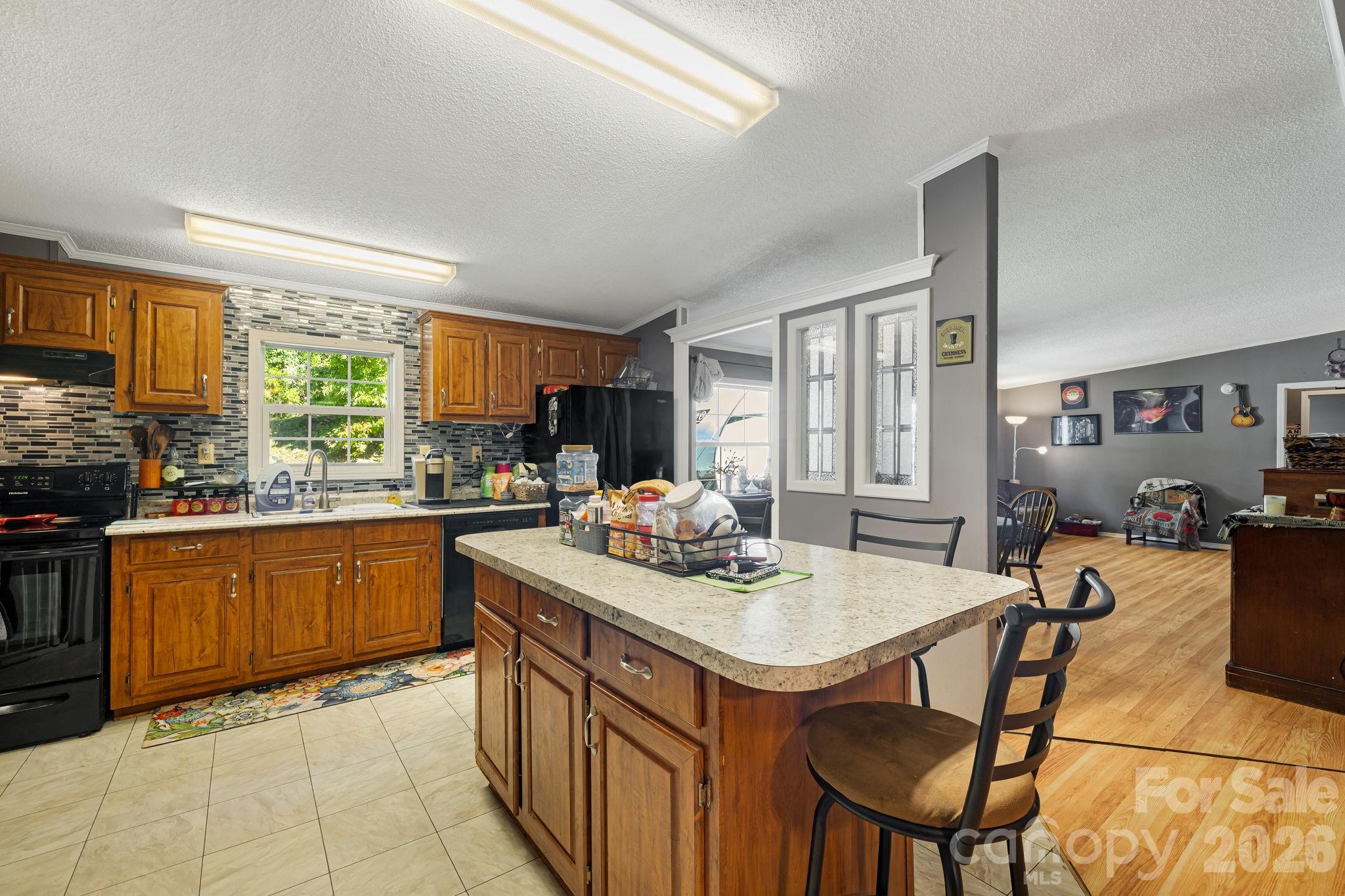 Kitchen - 96 Fallswood Court, Hendersonville