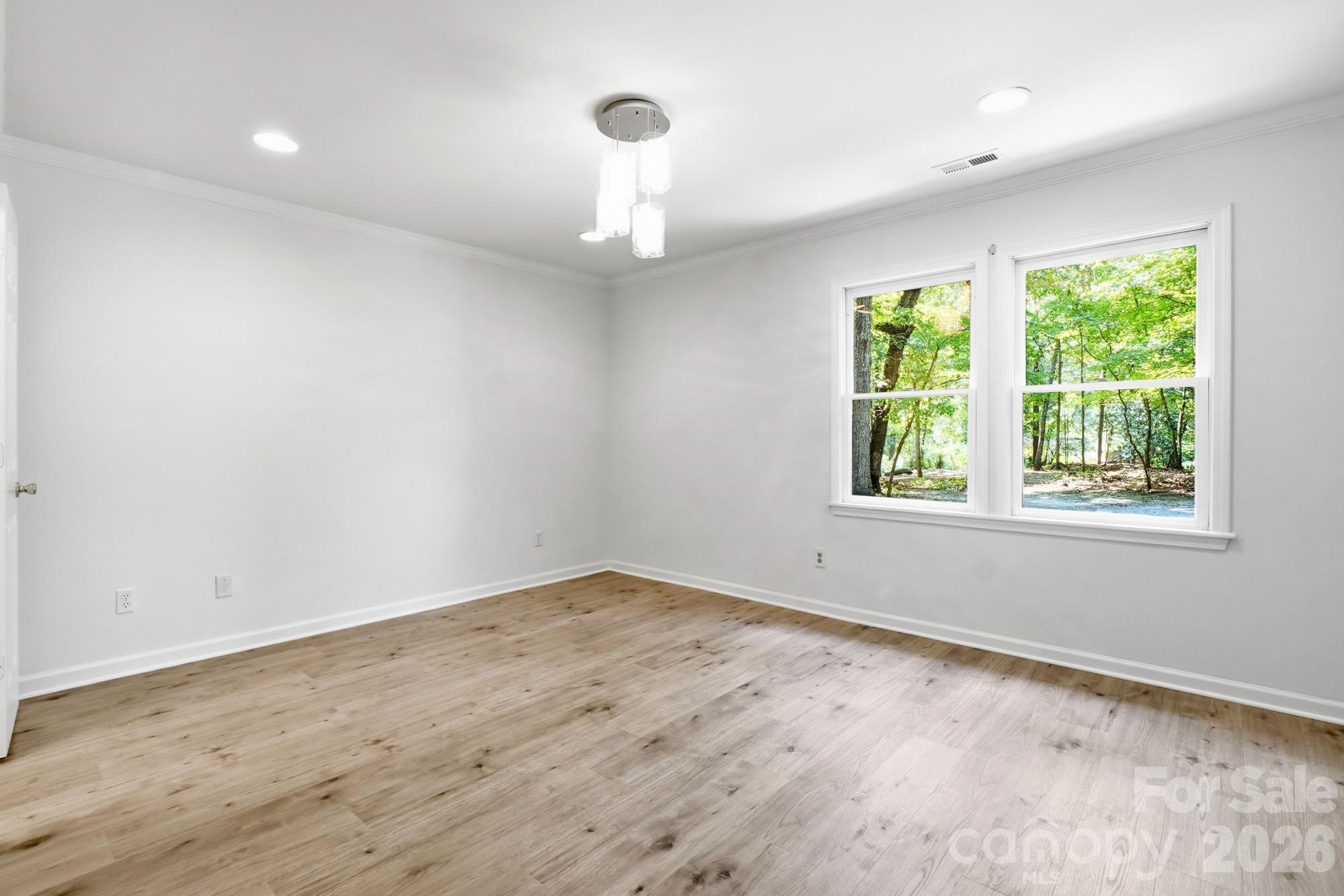 Single Family Residence at 6324 Saddlewood Drive, Waxhaw, photo 14 of 31