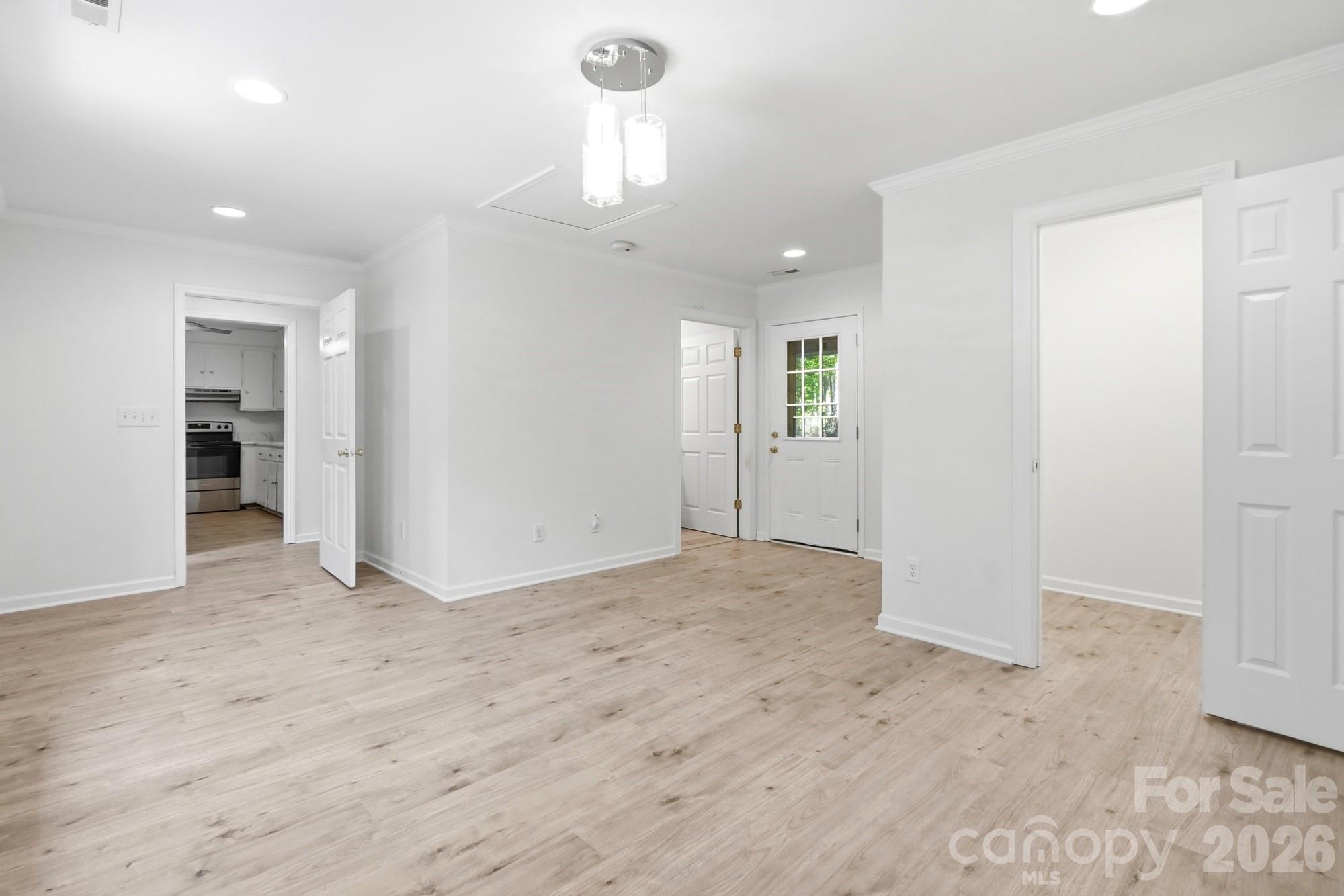 Single Family Residence at 6324 Saddlewood Drive, Waxhaw, photo 16 of 31