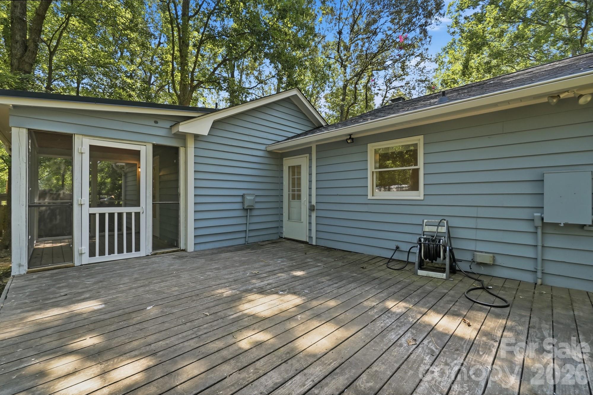 Single Family Residence at 6324 Saddlewood Drive, Waxhaw, photo 27 of 31