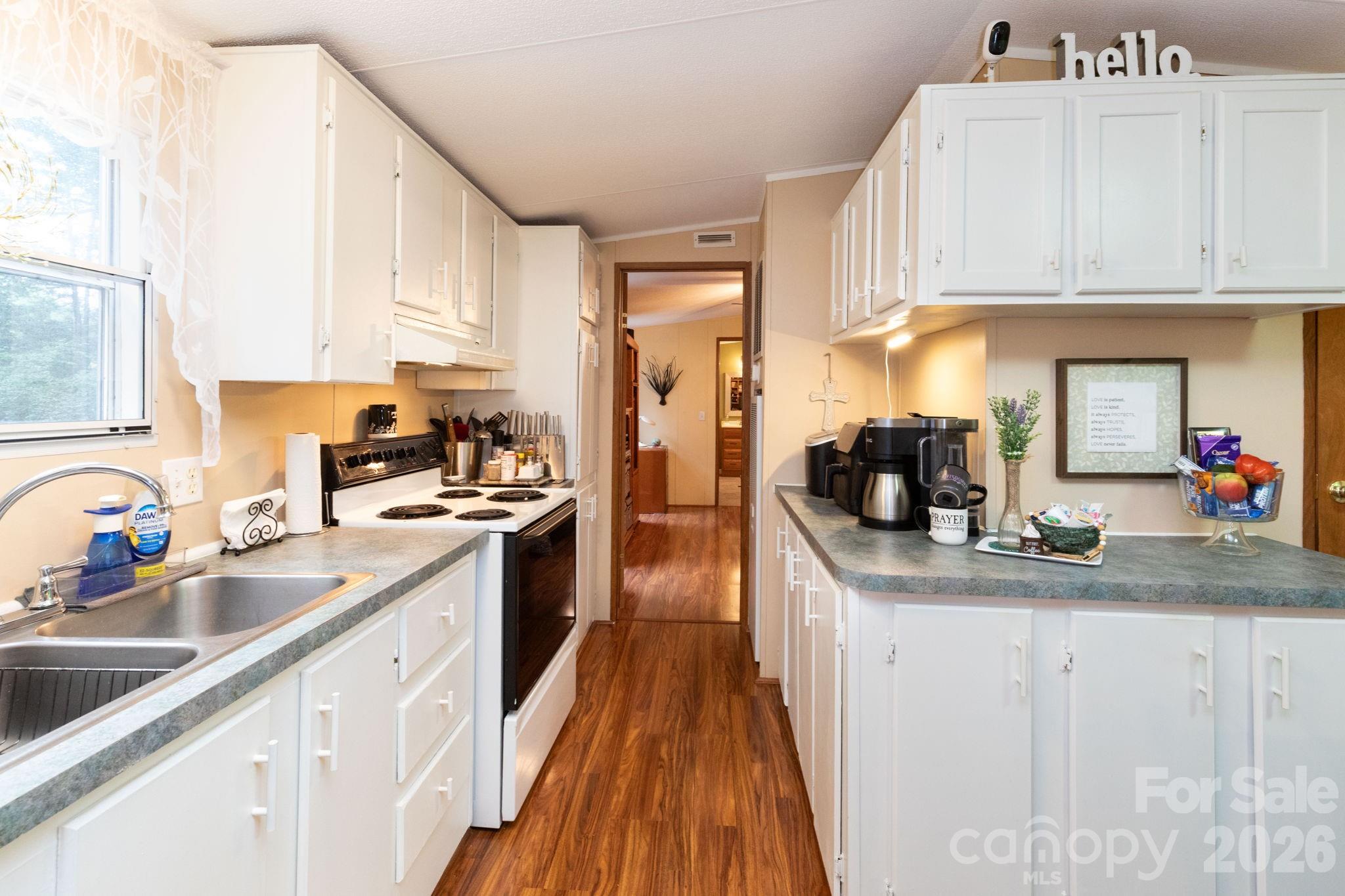 Single Family Residence at 48 Melissa Lane, Leicester, photo 13 of 38