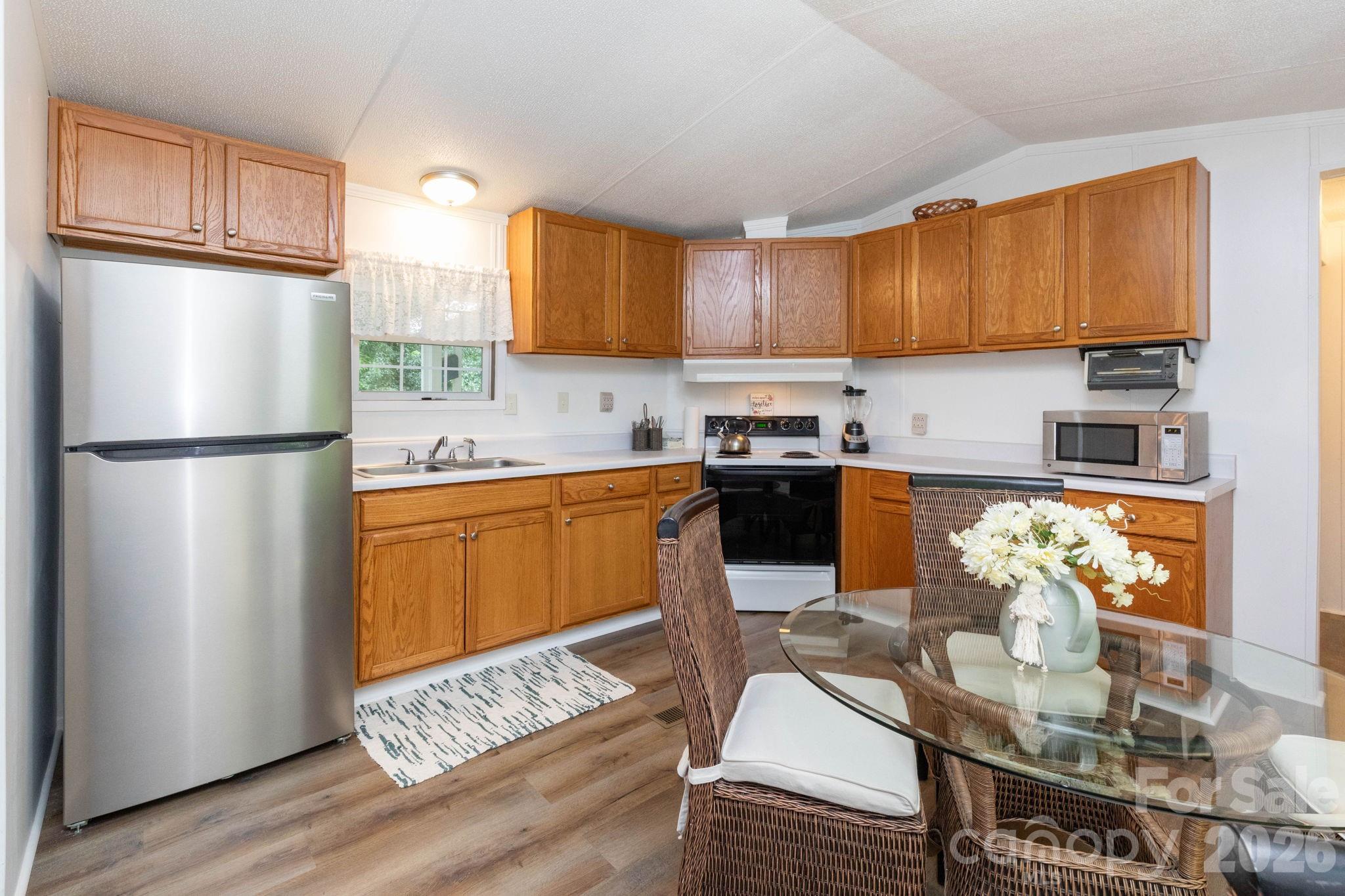 Single Family Residence at 48 Melissa Lane, Leicester, photo 36 of 38
