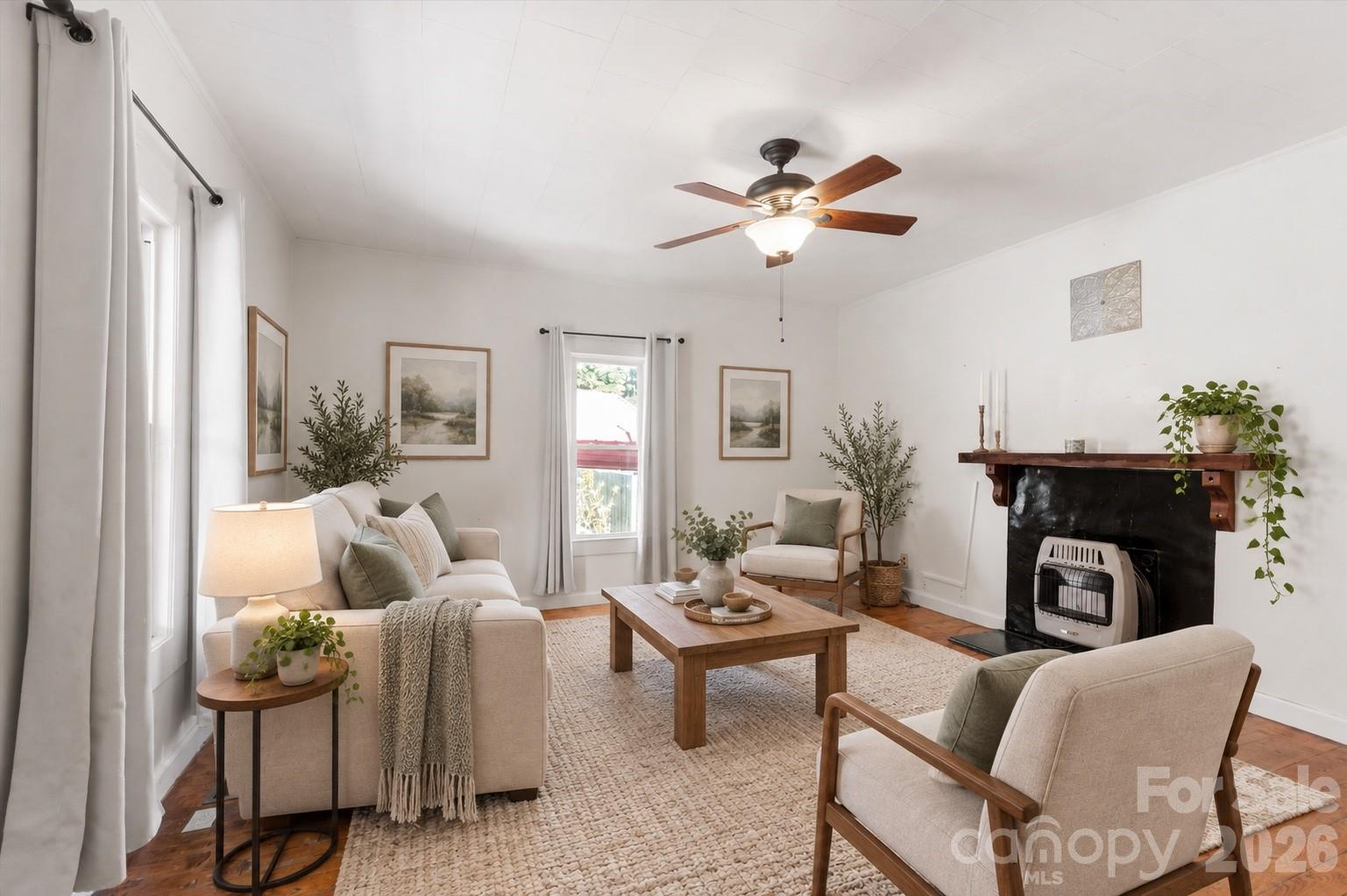 Virtually staged - 466 Miller Avenue, Marion