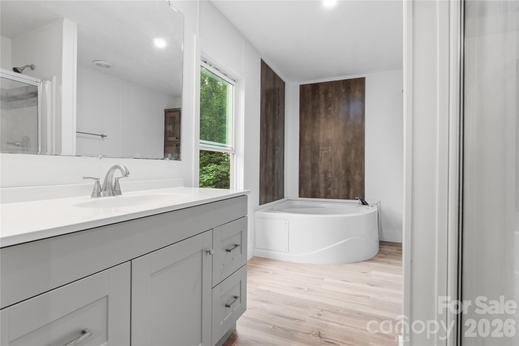 Single Family Residence at 55 Harris Ridge Road, Candler, photo 12 of 19
