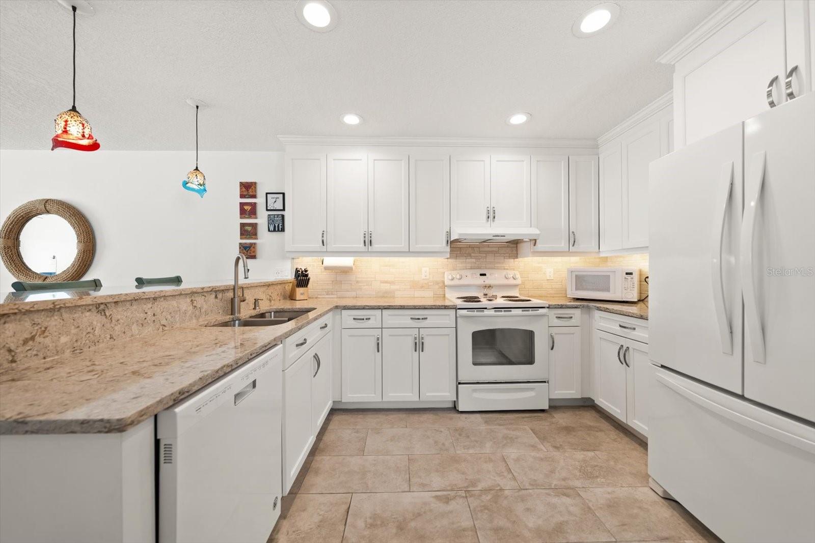 Townhouse at 301 ISLAND WAY #E, CLEARWATER, photo 5 of 43