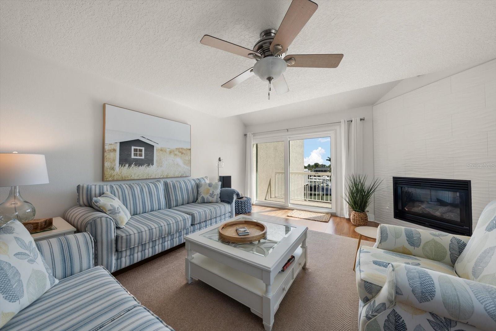 Townhouse at 301 ISLAND WAY #E, CLEARWATER, photo 14 of 43