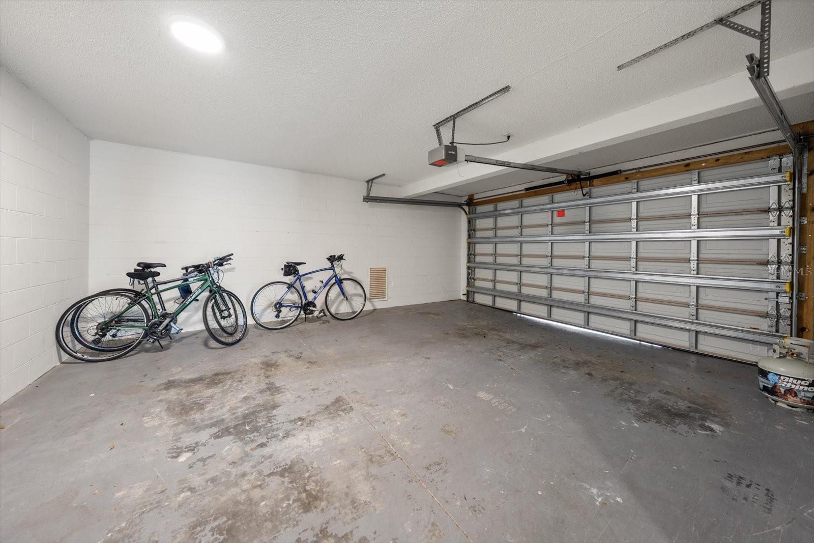 Townhouse at 301 ISLAND WAY #E, CLEARWATER, photo 37 of 43