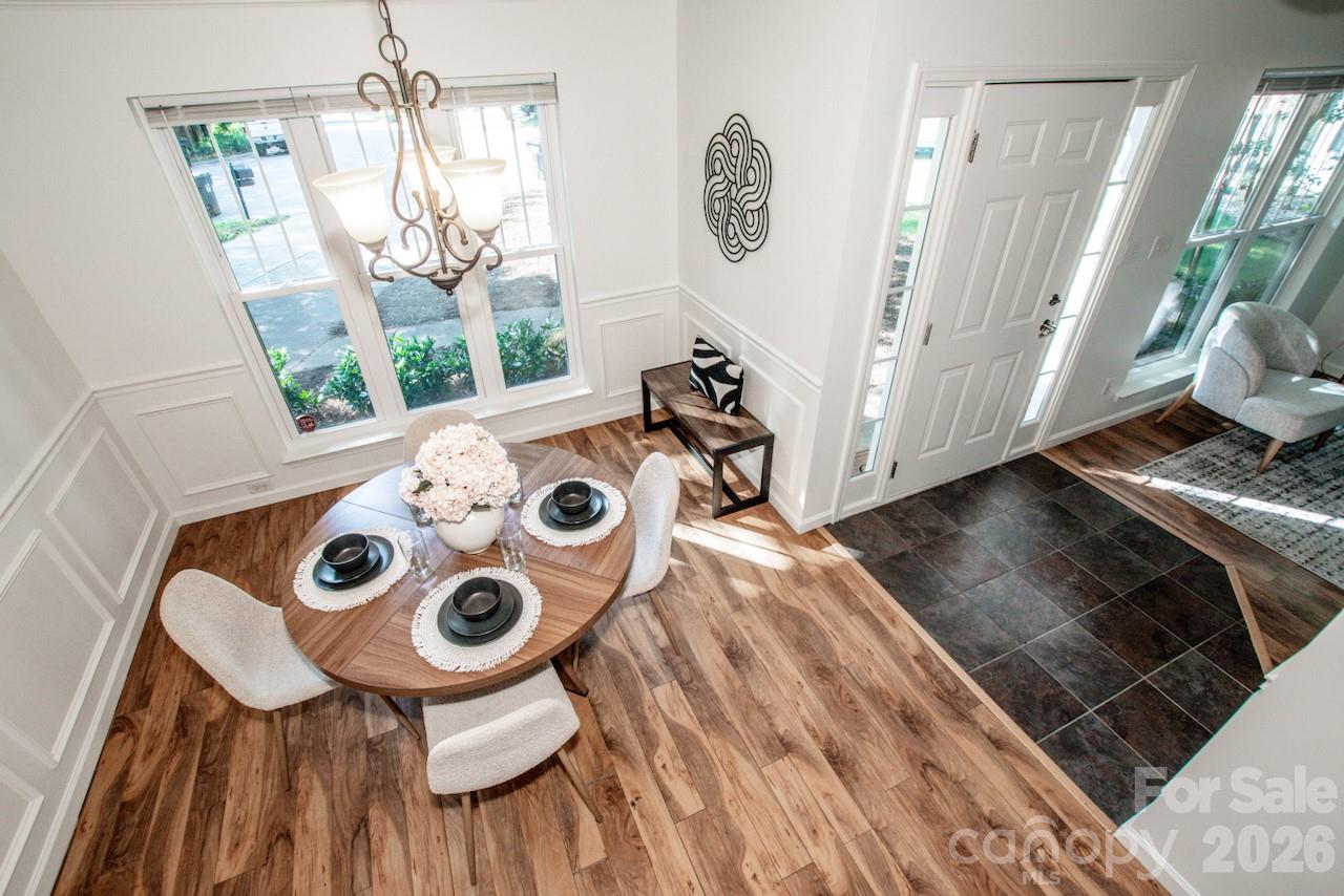 Single Family Residence at 7605 Wynstone Ridge Circle, Huntersville, photo 3 of 38
