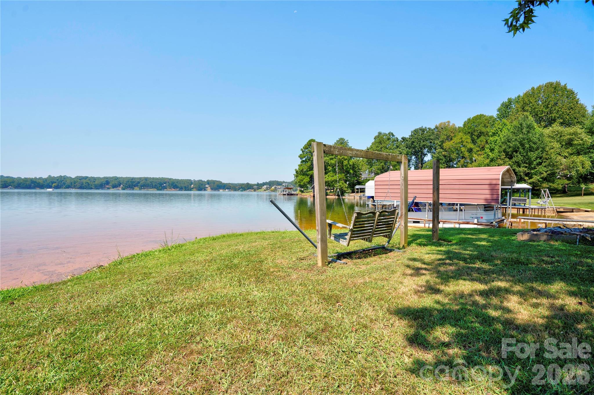 Waterfront. - 152 North Shore Drive, Cherryville