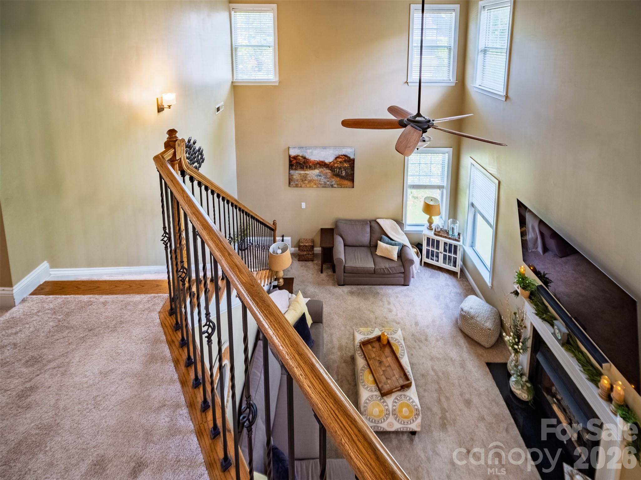 Single Family Residence at 172 Tom Sawyer Lane, Mount Holly, photo 12 of 48