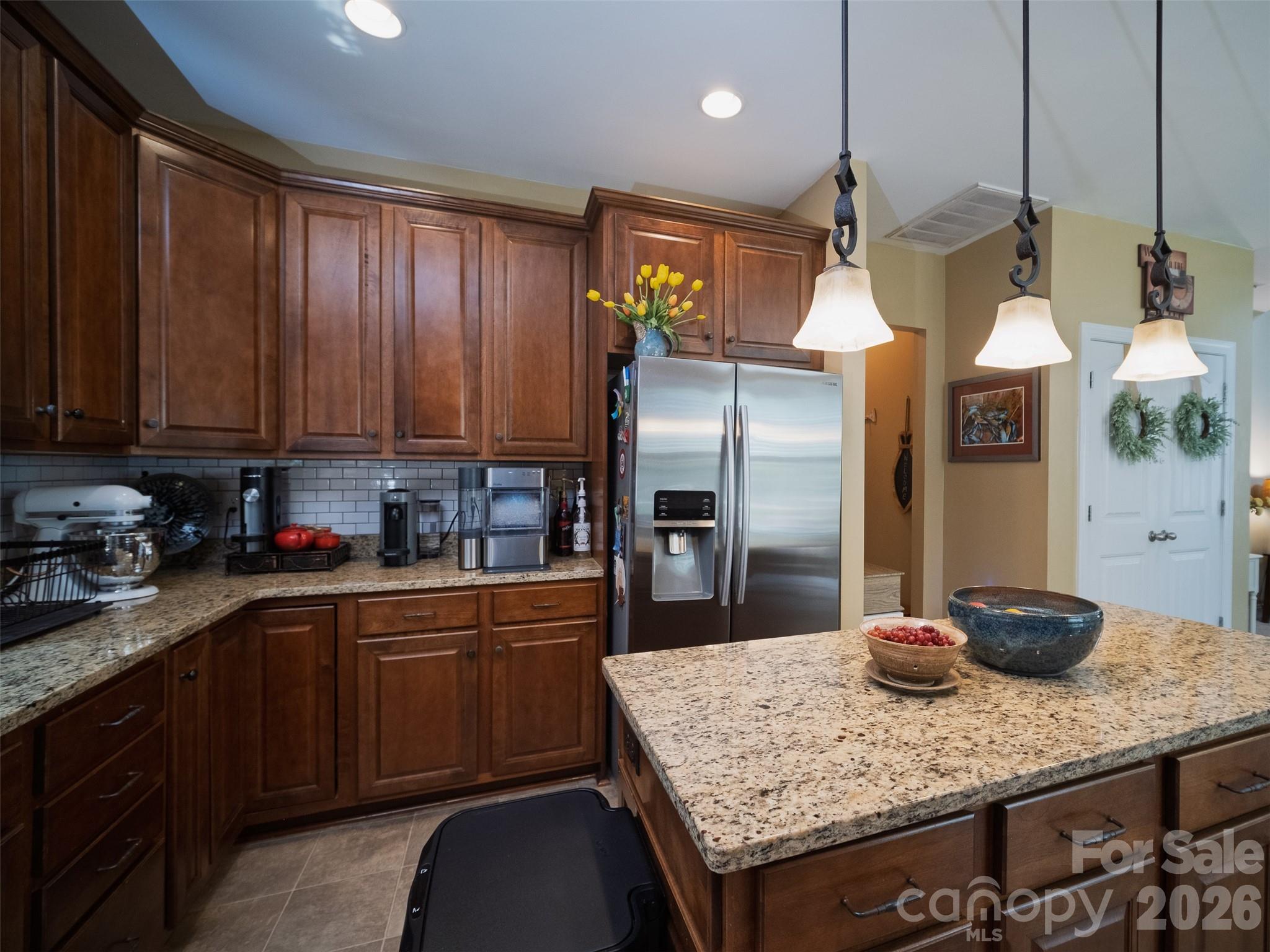 Single Family Residence at 172 Tom Sawyer Lane, Mount Holly, photo 34 of 48