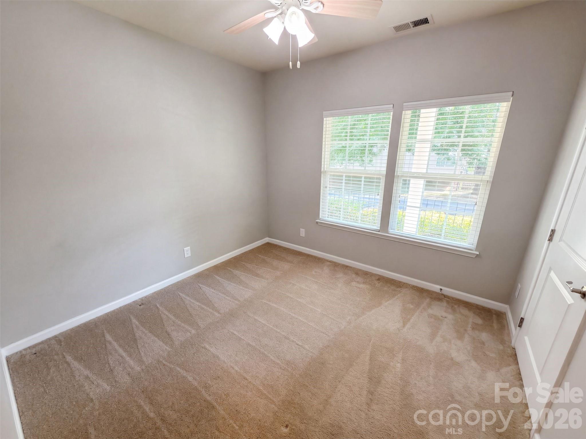 Single Family Residence at 1006 Oakmere Road, Waxhaw, photo 4 of 15