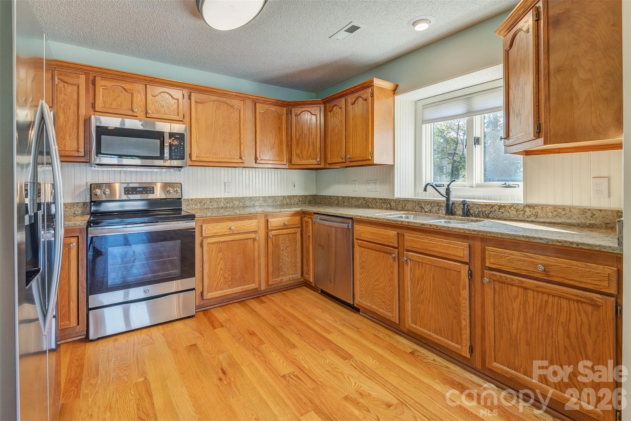 Townhouse at 227 Kyfields Drive, Weaverville, photo 4 of 29