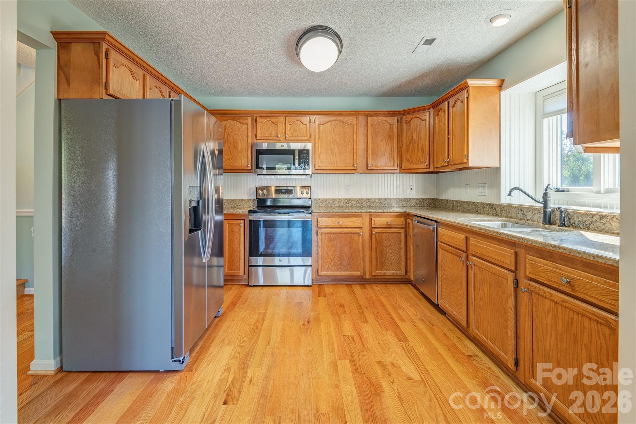 Townhouse at 227 Kyfields Drive, Weaverville, photo 6 of 29