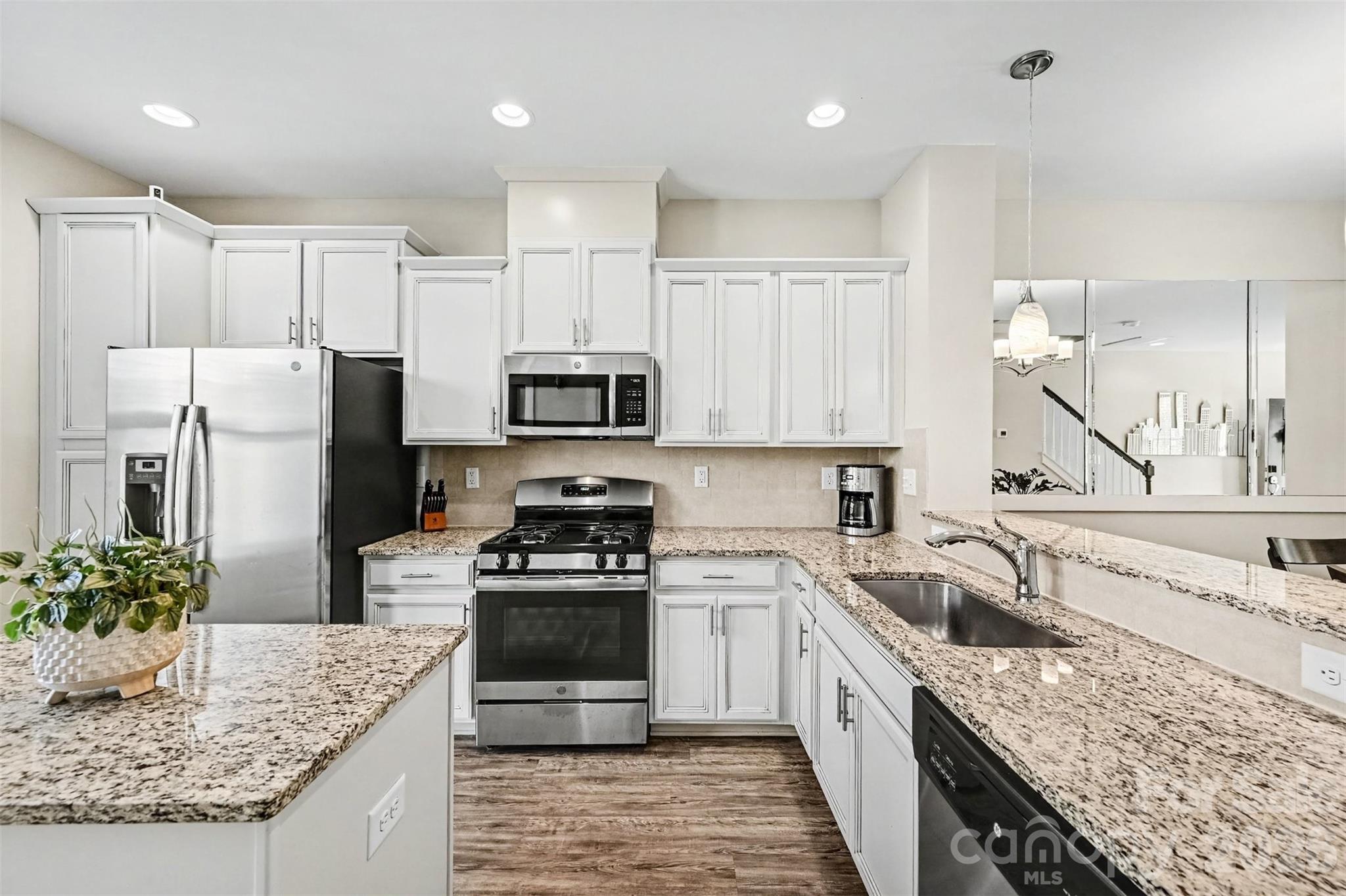 Townhouse at 129 Capital Avenue, Mooresville, photo 11 of 44