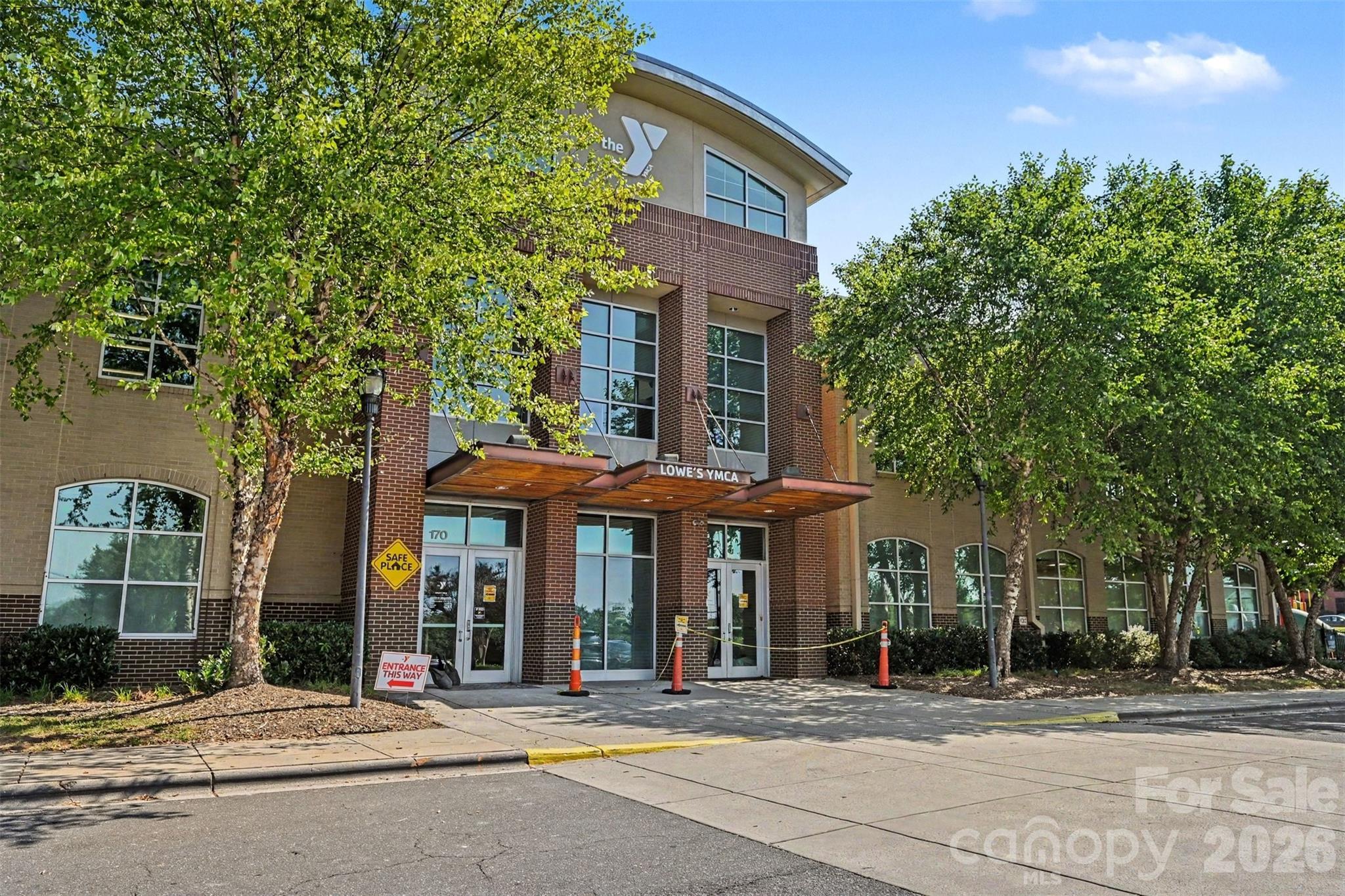 Townhouse at 129 Capital Avenue, Mooresville, photo 41 of 44