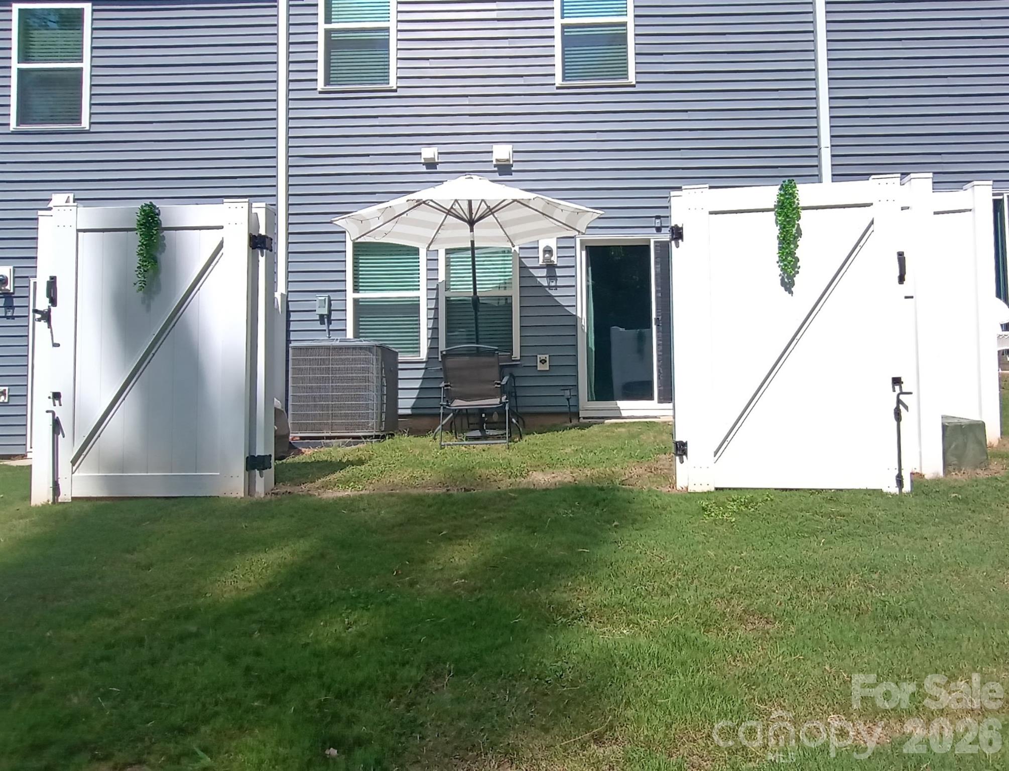 Townhouse at 837 Gerard Bay Drive, Fort Mill, photo 32 of 39