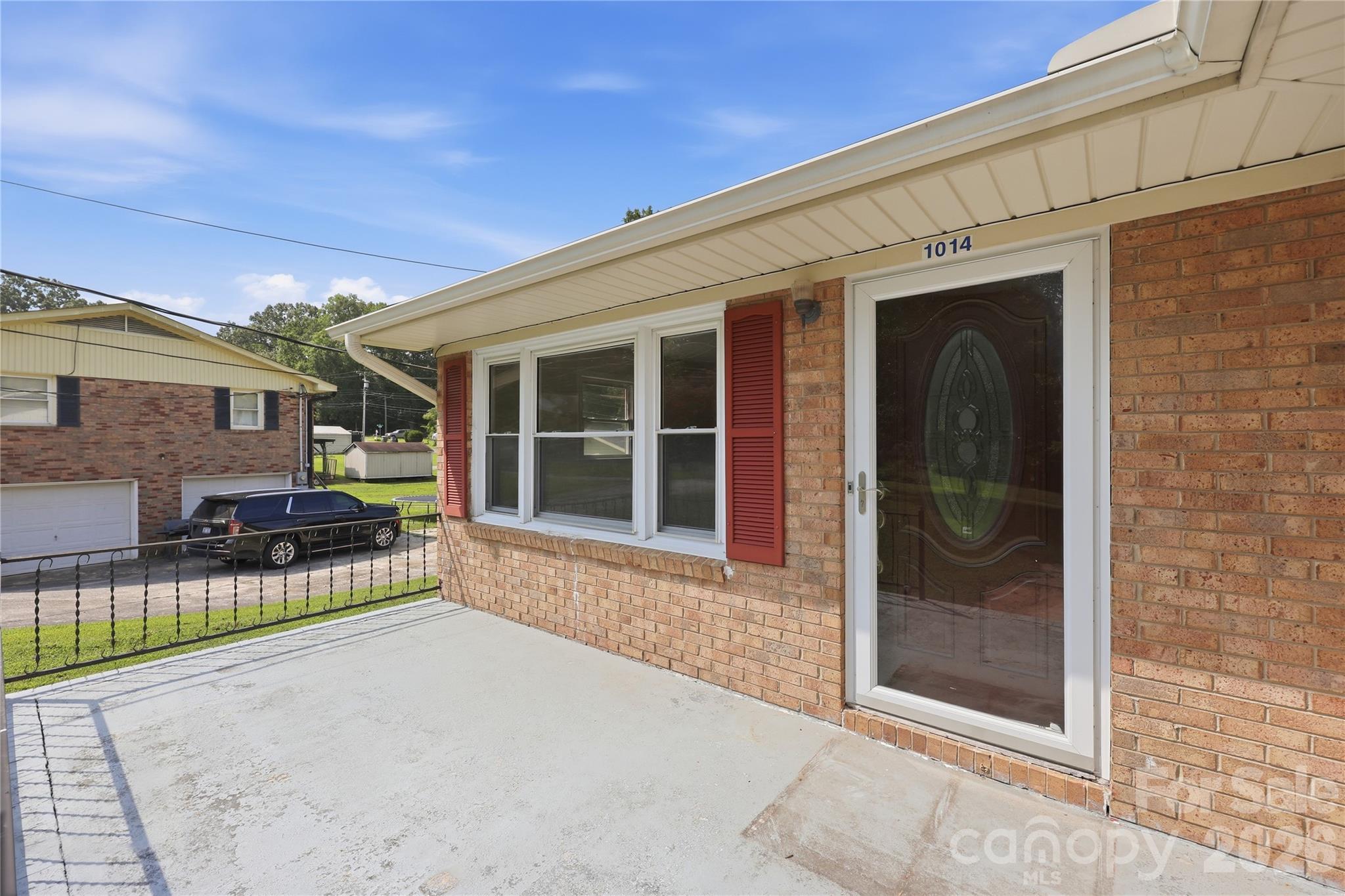 Single Family Residence at 1014 Hoke Street, Kannapolis, photo 3 of 29