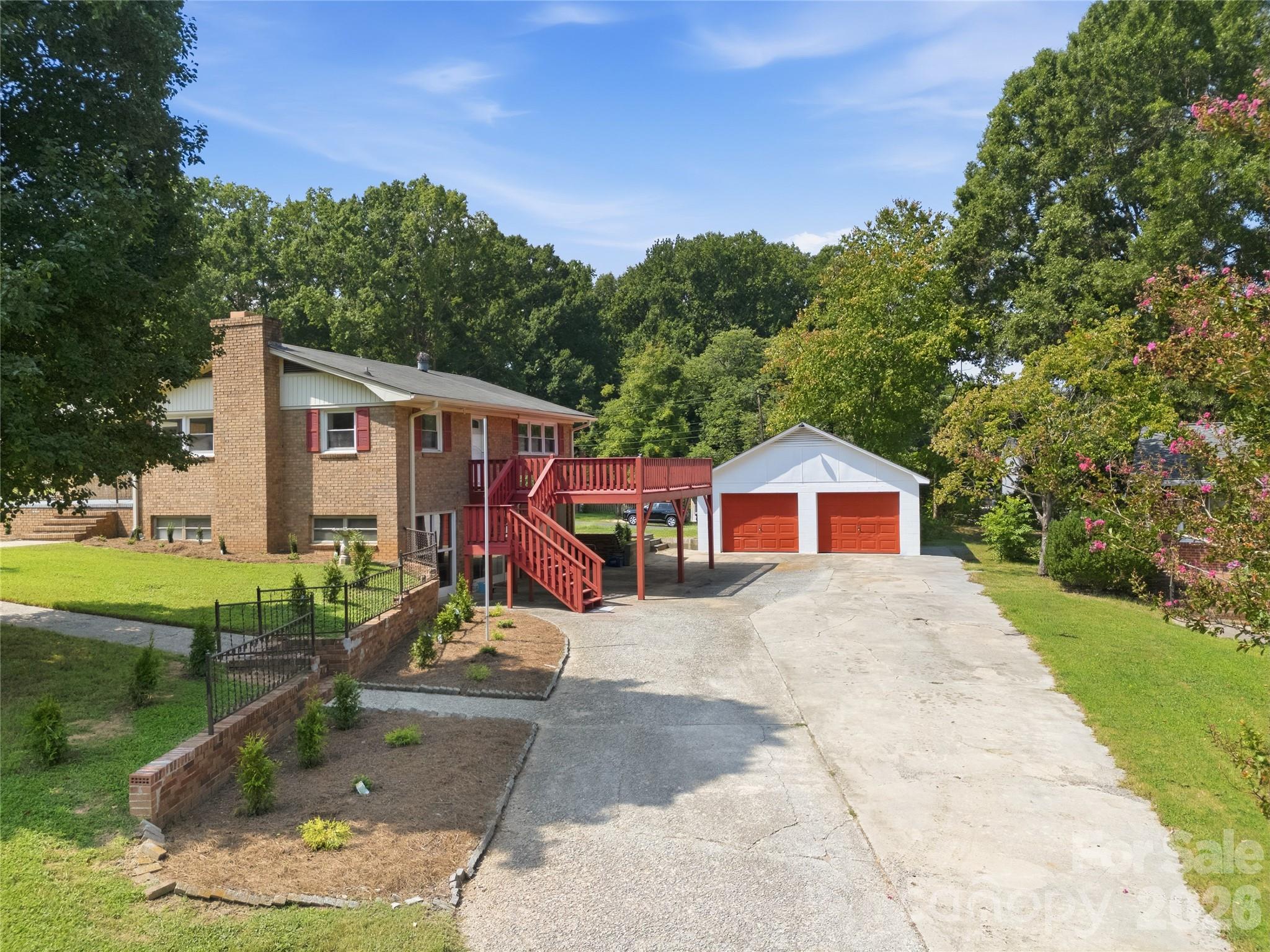 Single Family Residence at 1014 Hoke Street, Kannapolis, photo 4 of 29