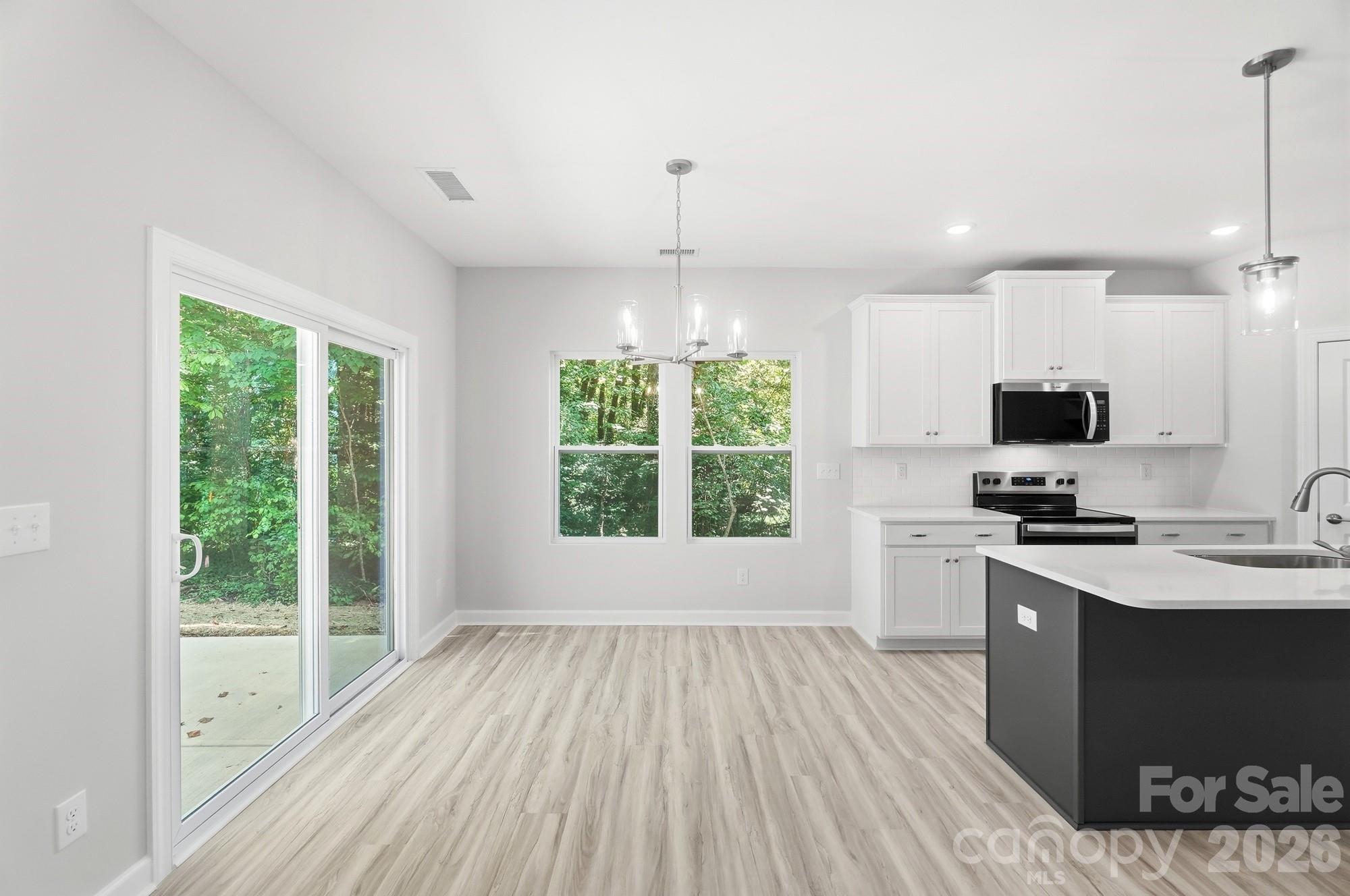 Single Family Residence at 148 Brandy Lane, Statesville, photo 11 of 40
