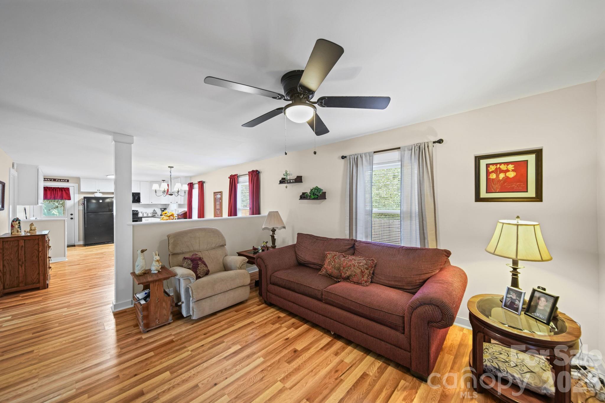Single Family Residence at 215 Small Street, Kannapolis, photo 13 of 23
