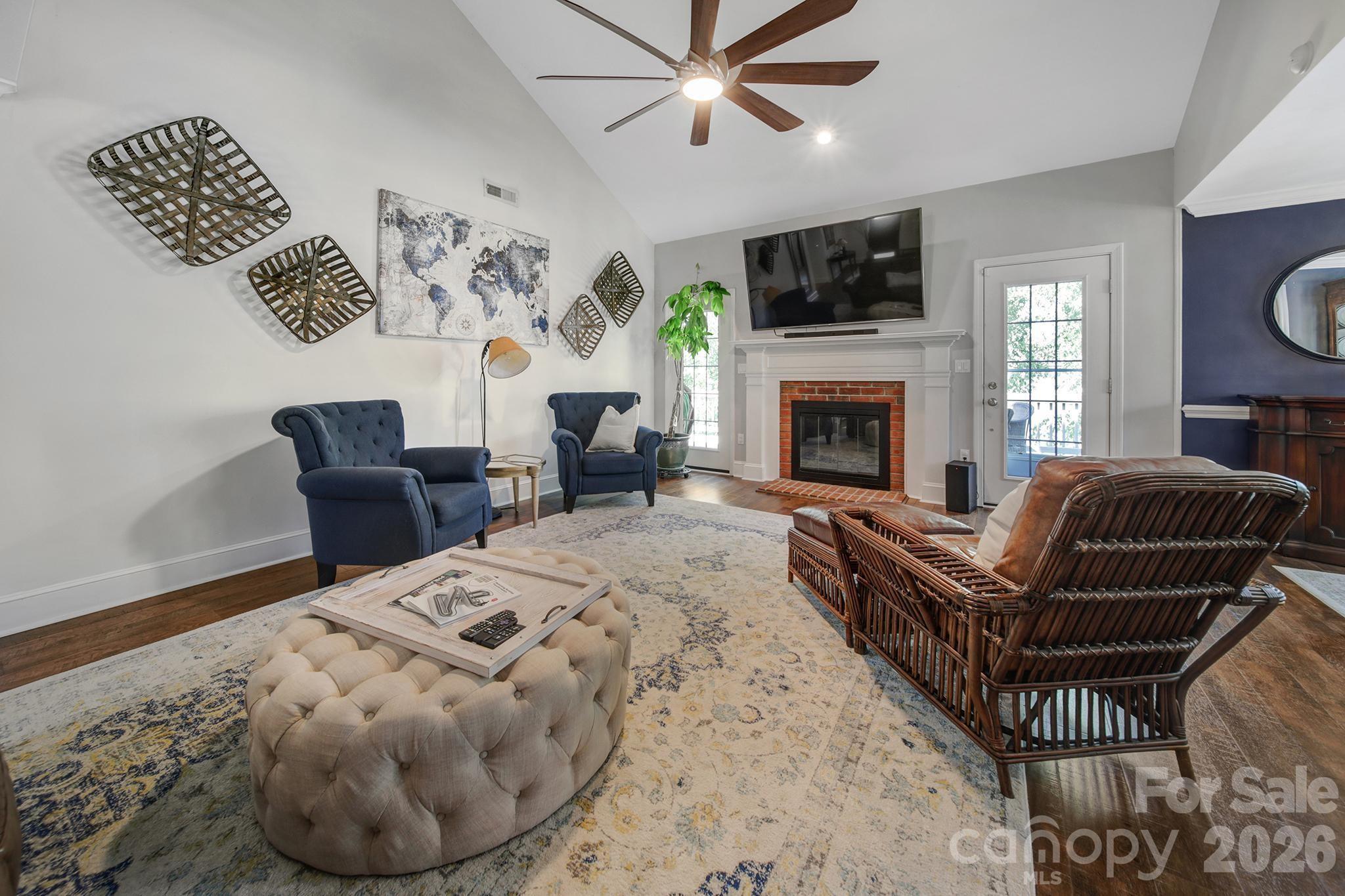 Single Family Residence at 445 Cranborne Chase None, Fort Mill, photo 4 of 45