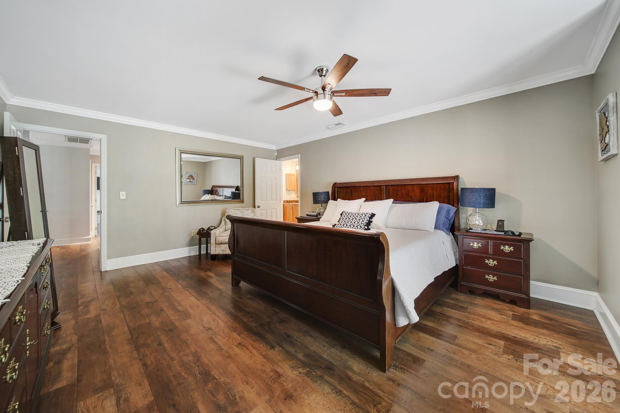 Single Family Residence at 445 Cranborne Chase None, Fort Mill, photo 13 of 45