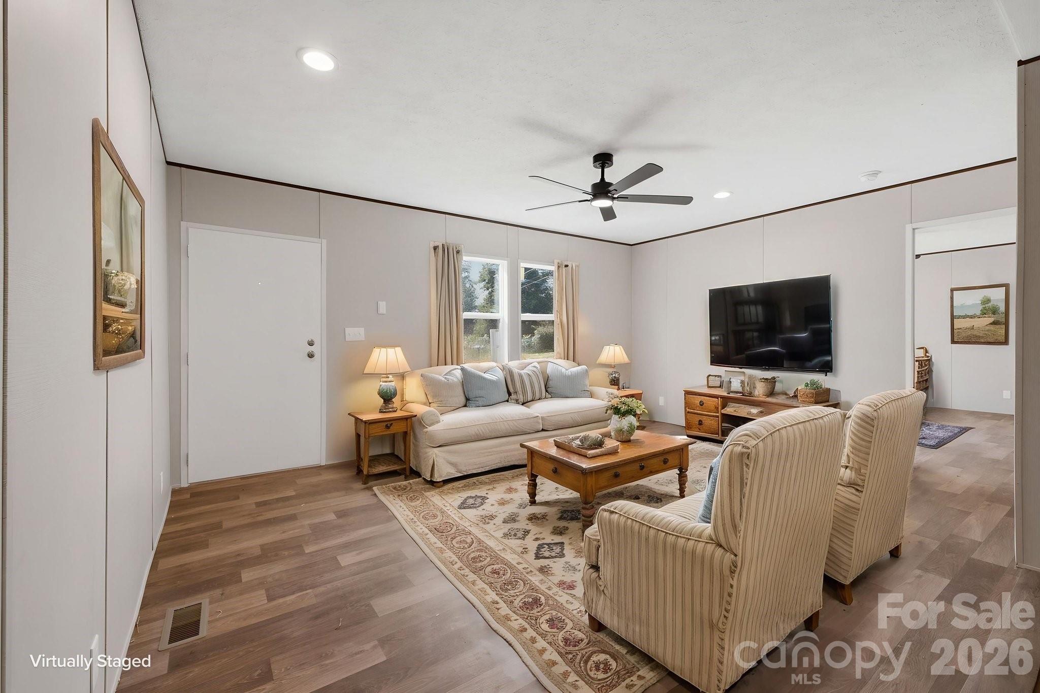 Single Family Residence at 1028 Dorset Lane, Lincolnton, photo 6 of 31