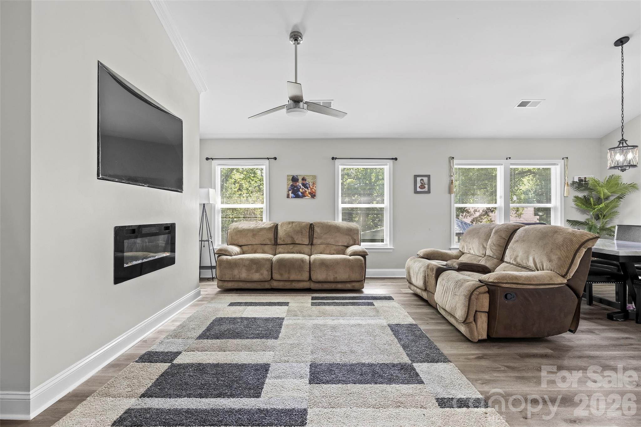 Single Family Residence at 4049 Fincher Road, Matthews, photo 6 of 27