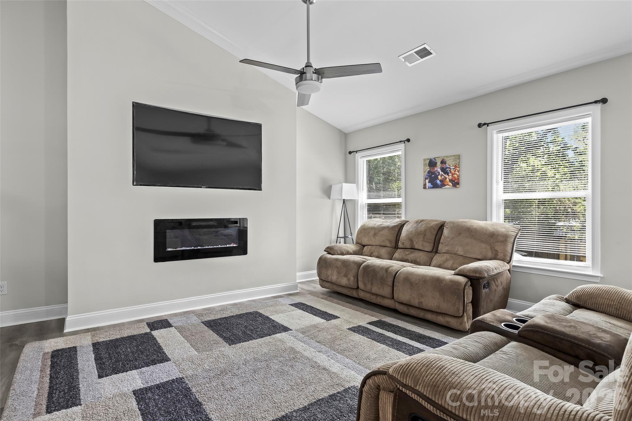 Single Family Residence at 4049 Fincher Road, Matthews, photo 7 of 27
